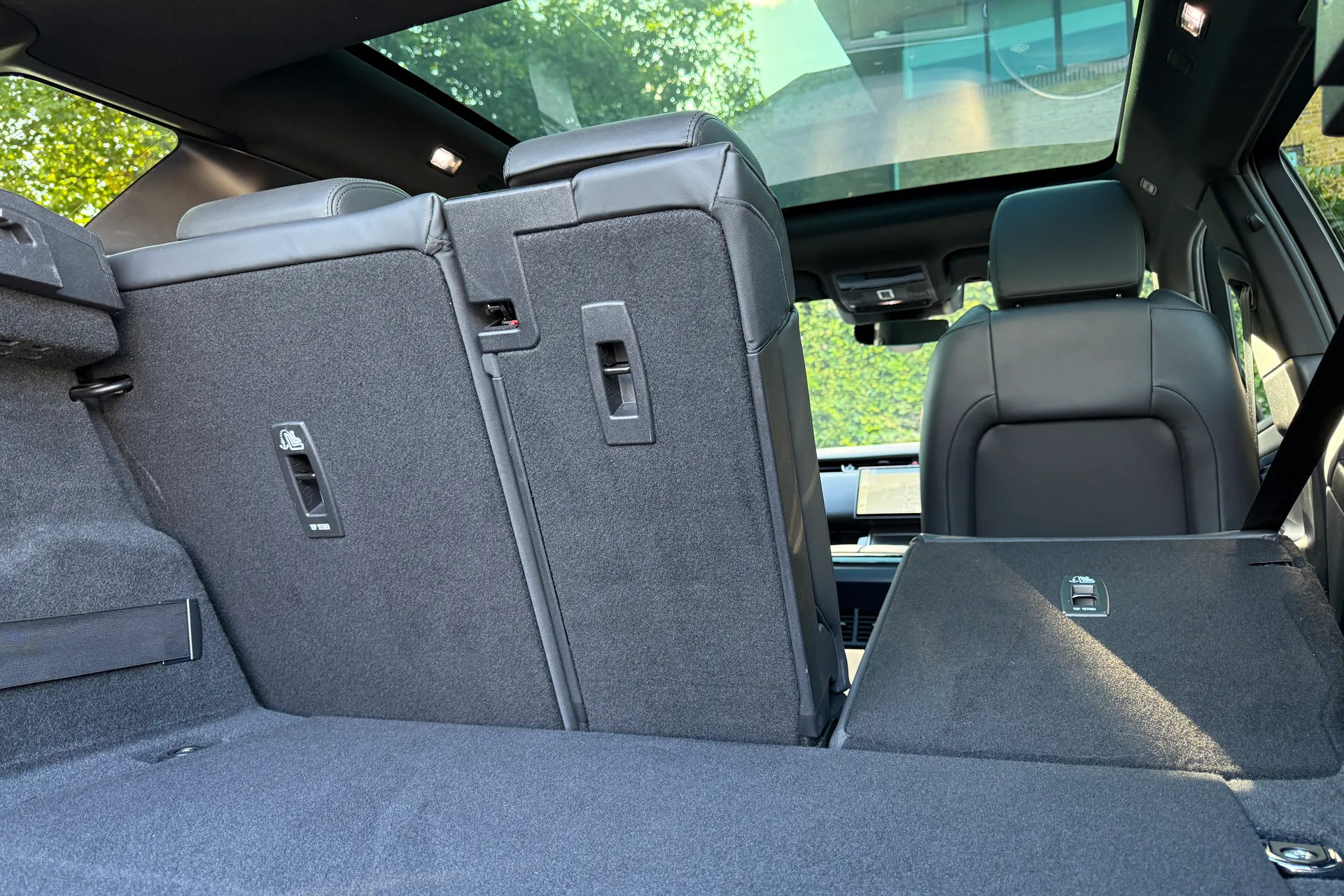 LAND ROVER RANGE ROVER EVOQUE thumbnail image number 38