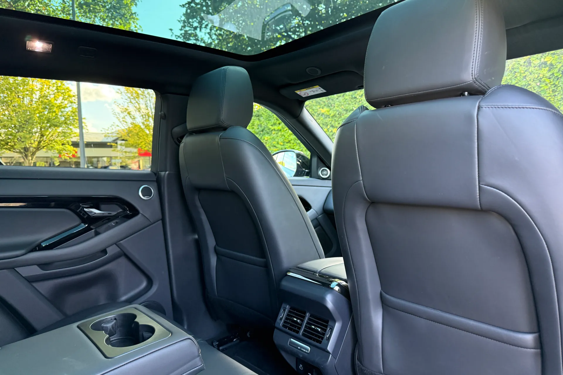 LAND ROVER RANGE ROVER EVOQUE thumbnail image number 42