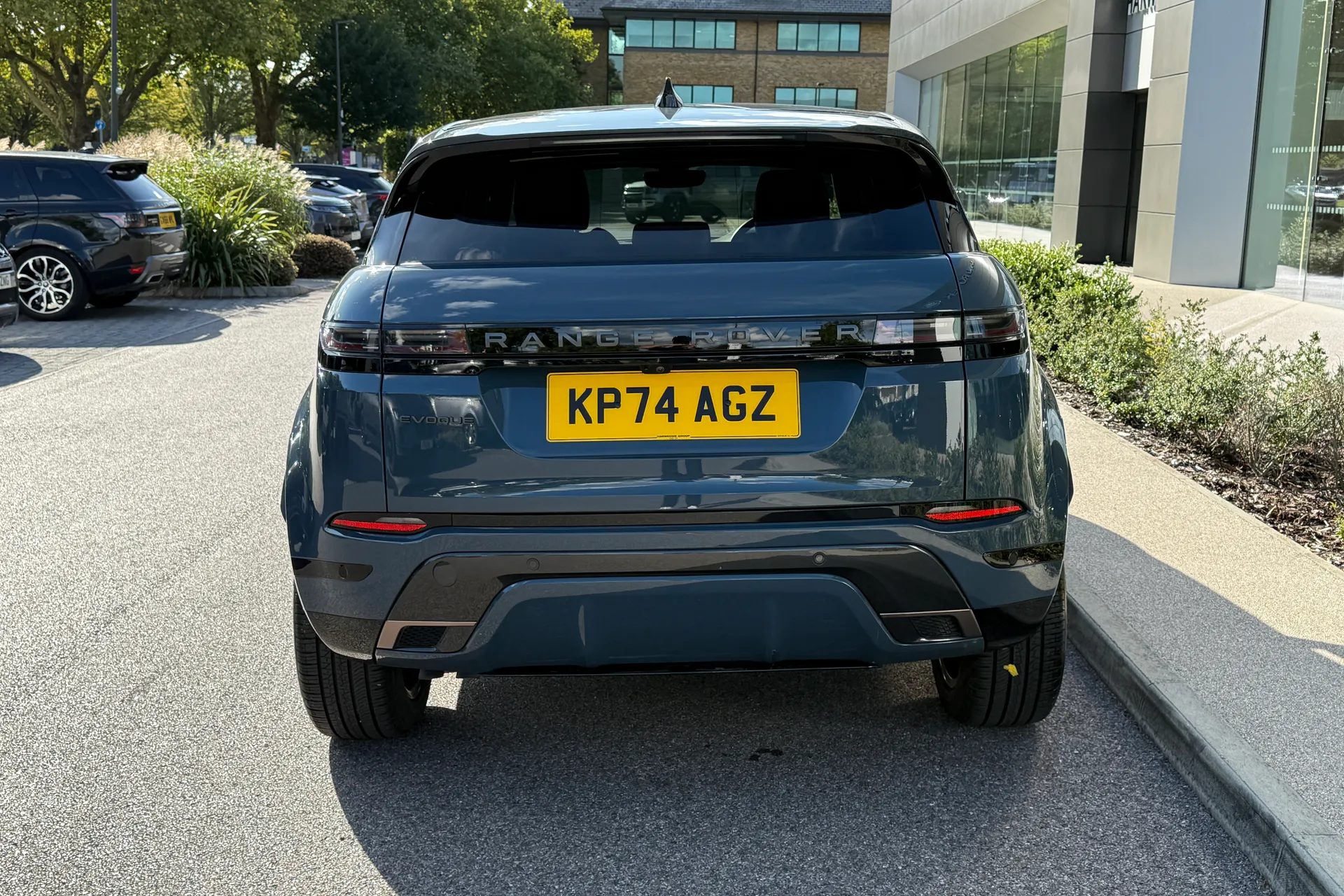 LAND ROVER RANGE ROVER EVOQUE thumbnail image number 15