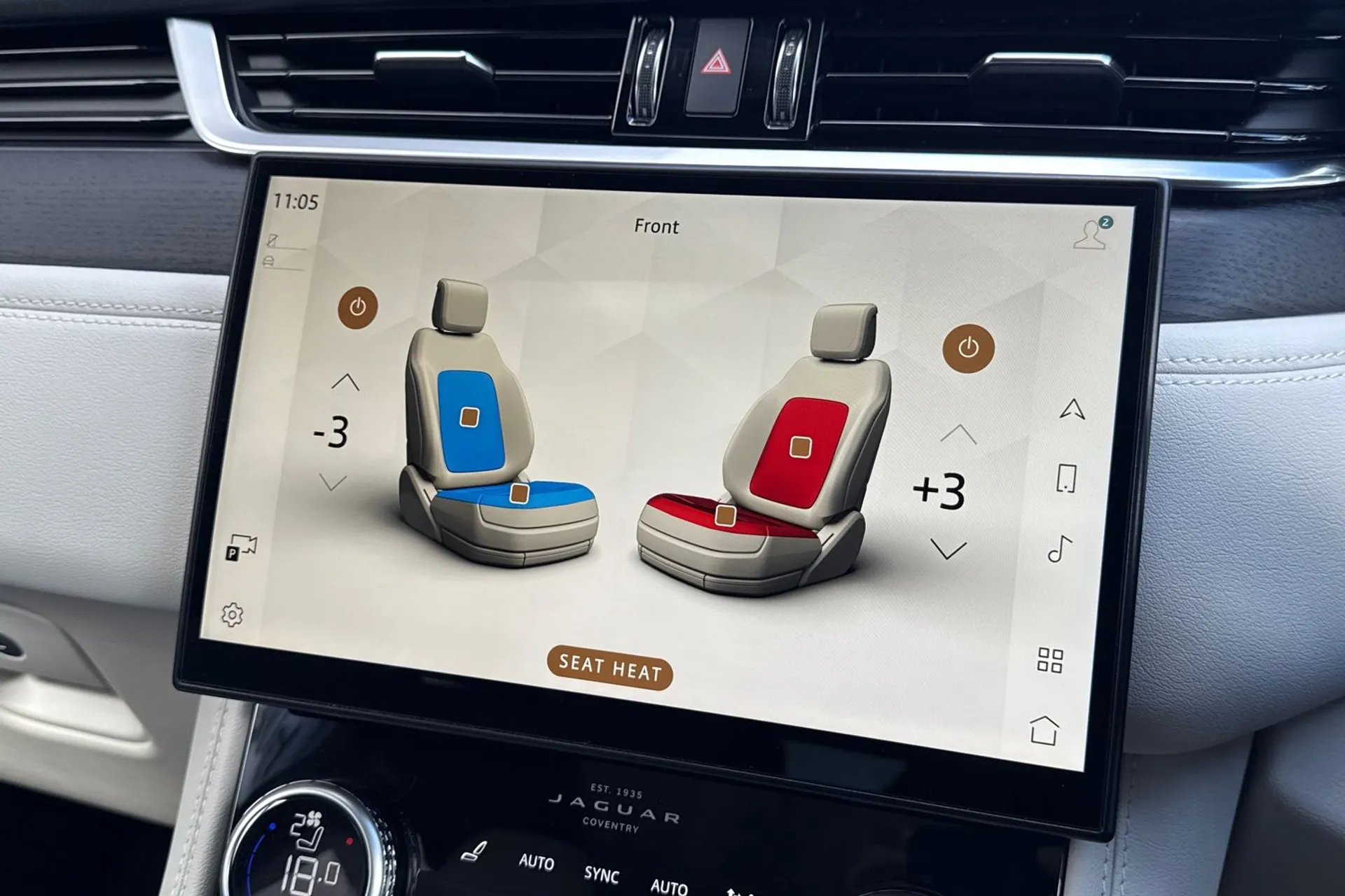 Jaguar F-PACE thumbnail image number 20