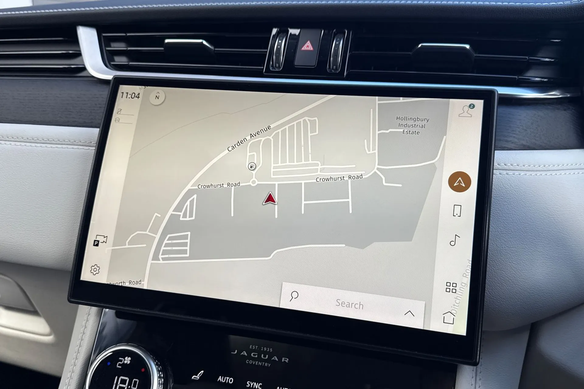 Jaguar F-PACE thumbnail image number 5