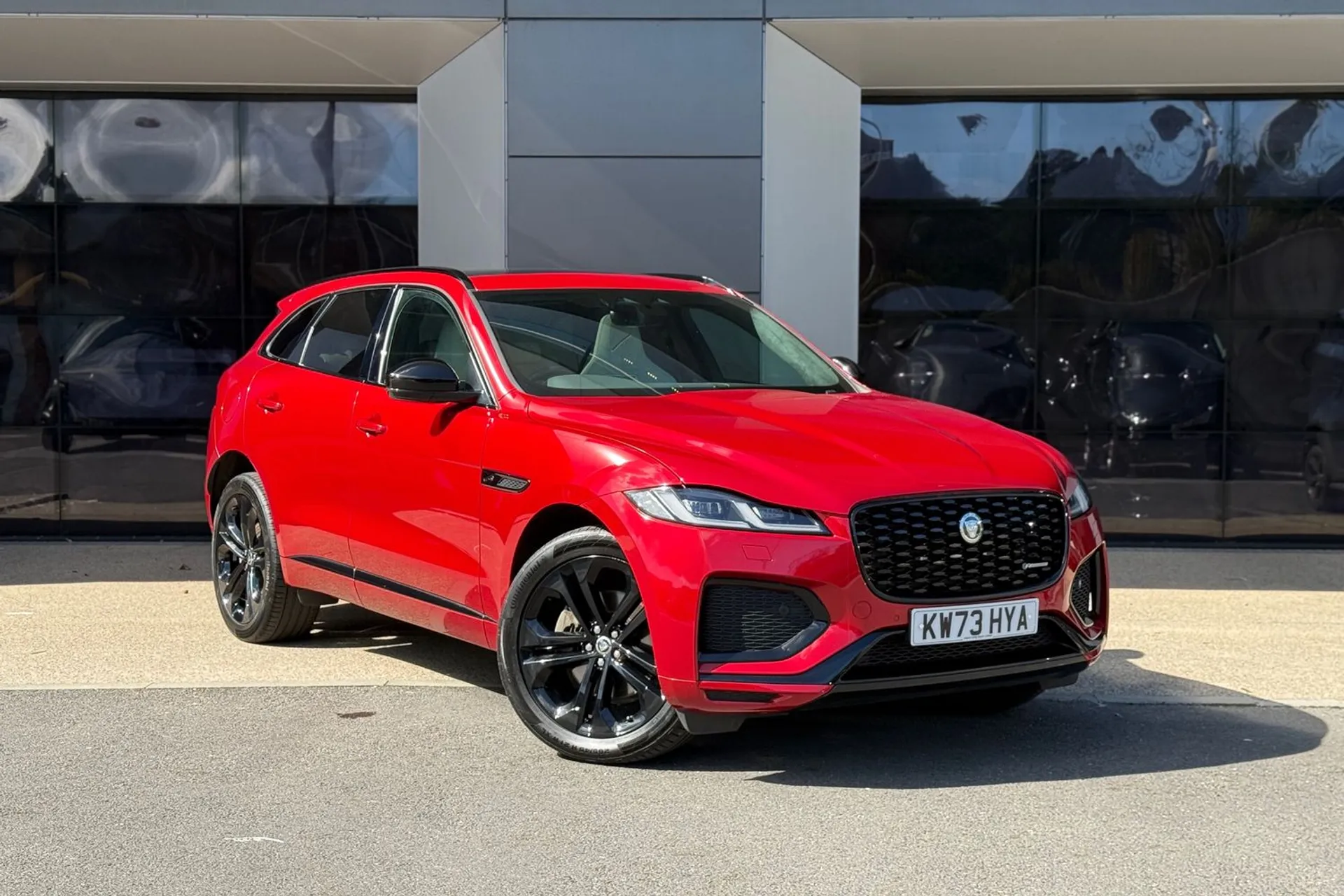 Jaguar F-PACE focused image