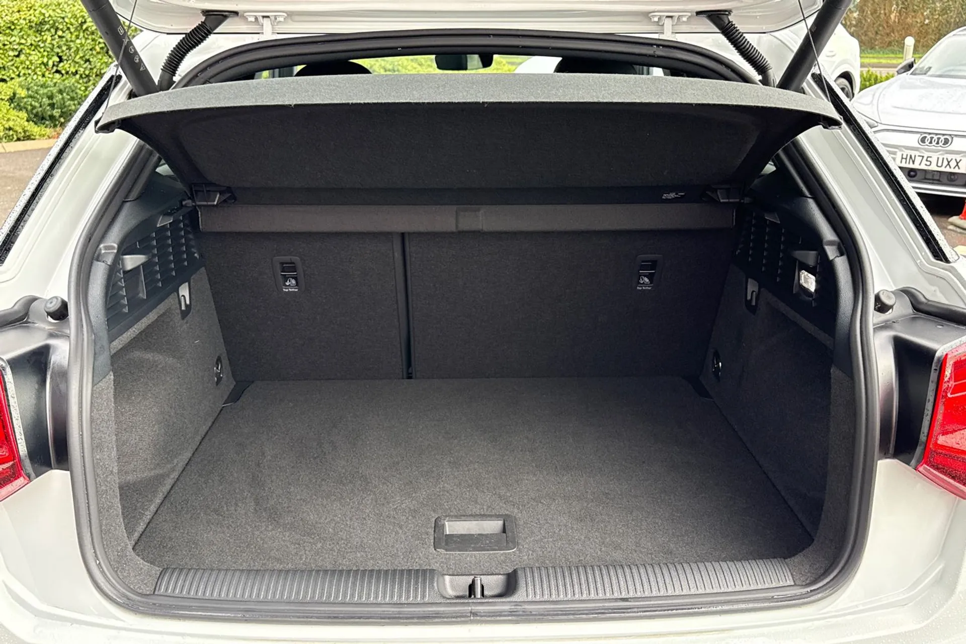 Audi Q2 thumbnail image number 34