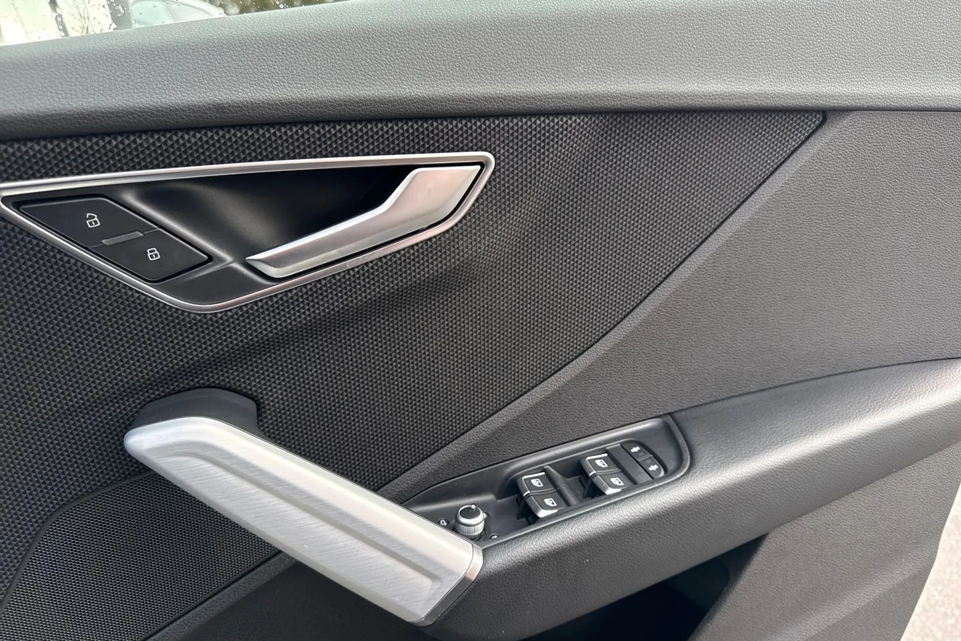 Audi Q2 thumbnail image number 52