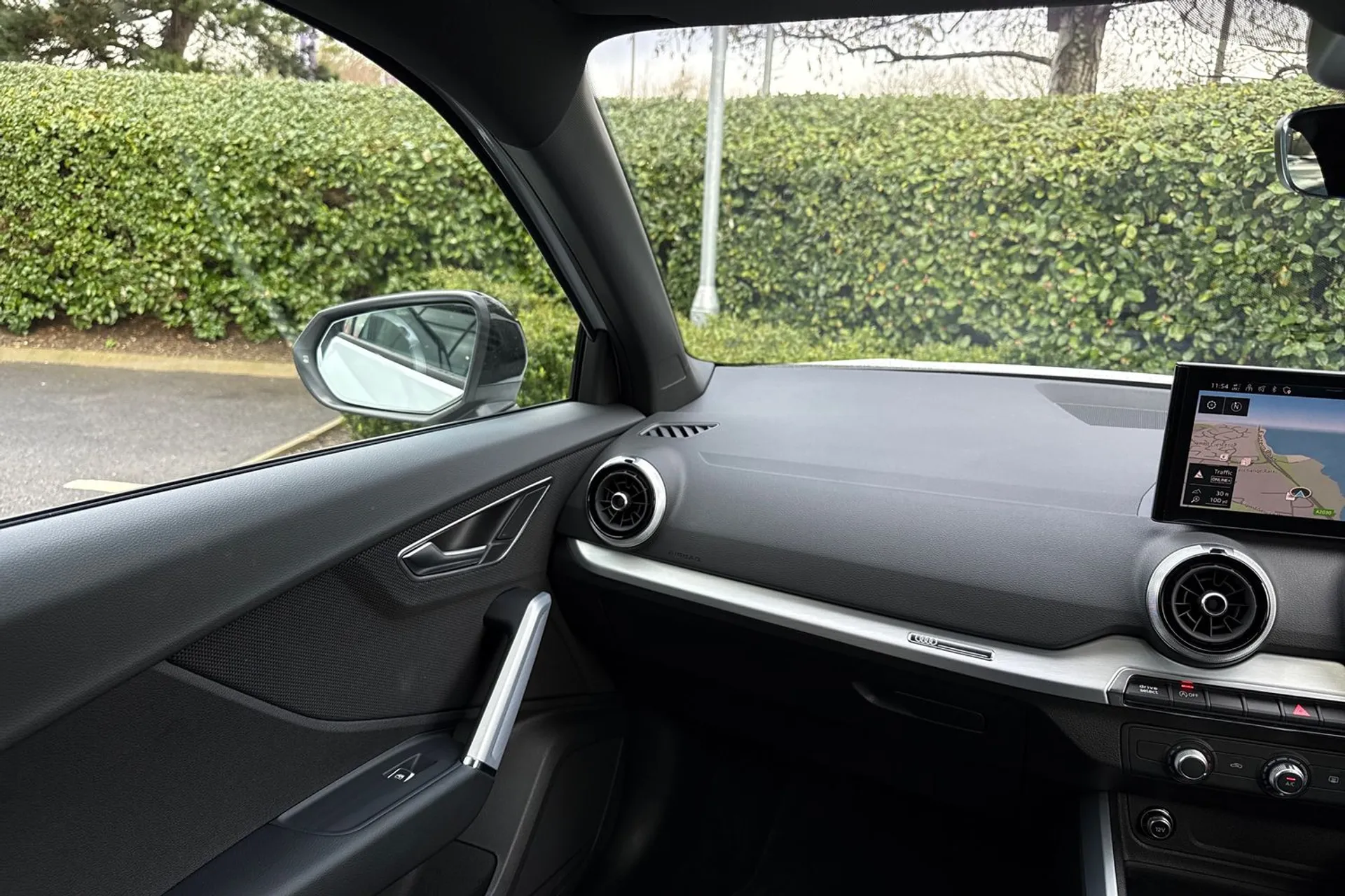 Audi Q2 thumbnail image number 50