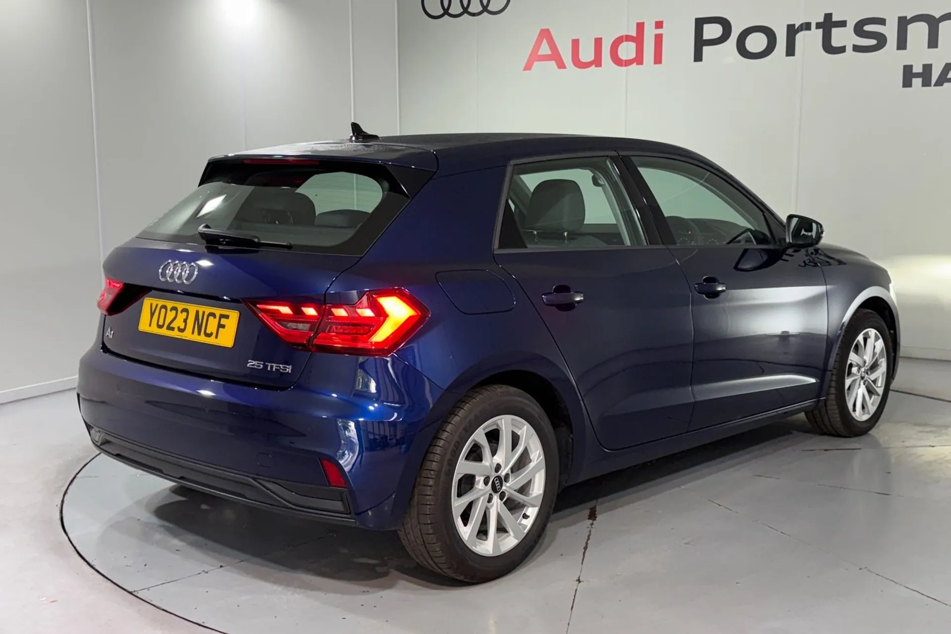 Audi A1 thumbnail image number 6