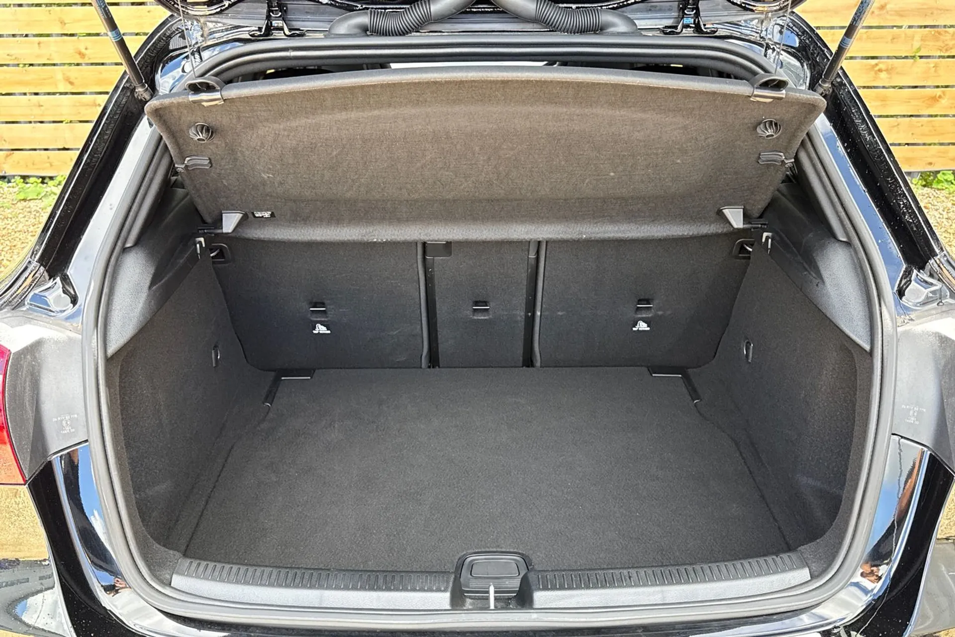 MERCEDES-BENZ A CLASS thumbnail image number 19