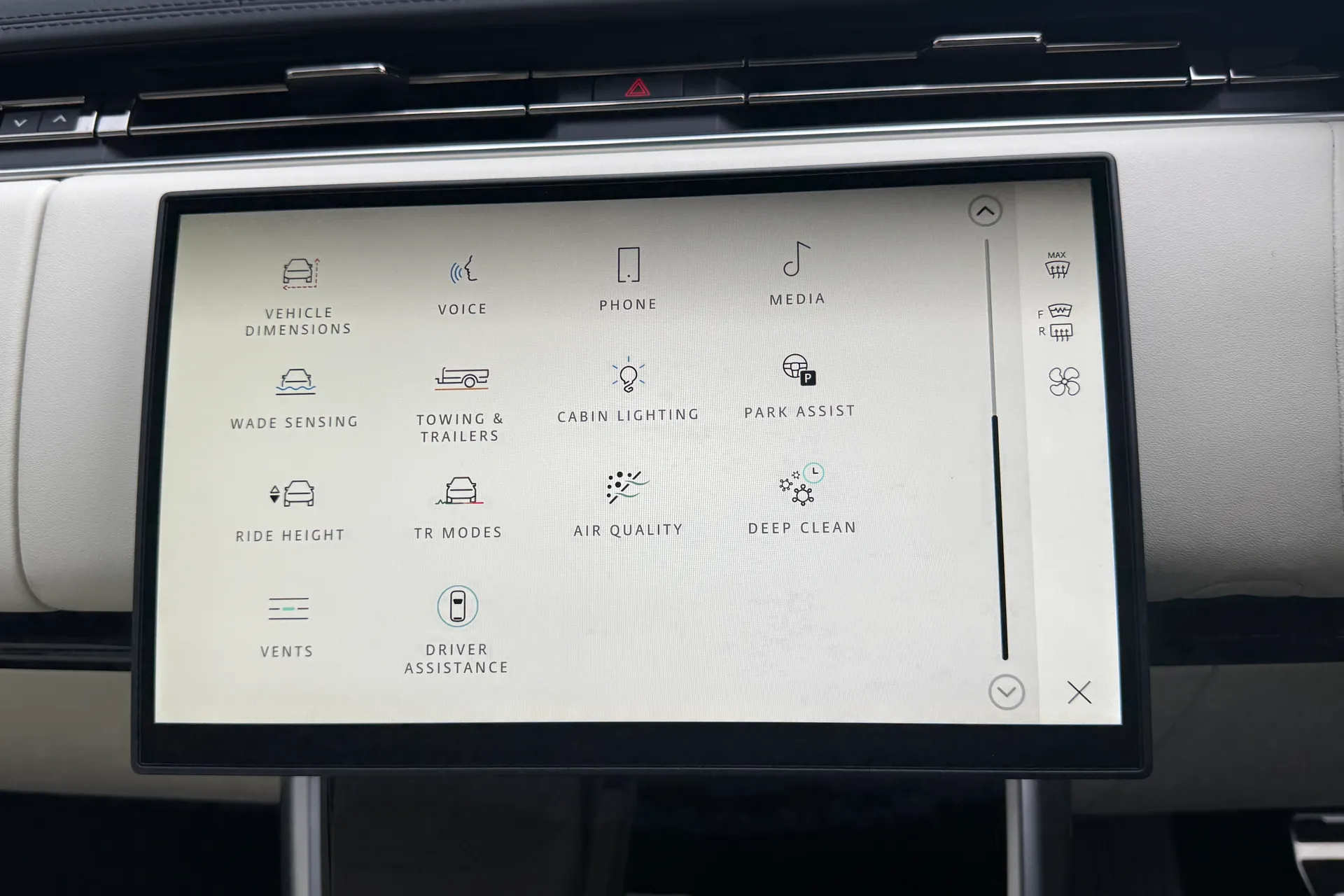 LAND ROVER RANGE ROVER thumbnail image number 70