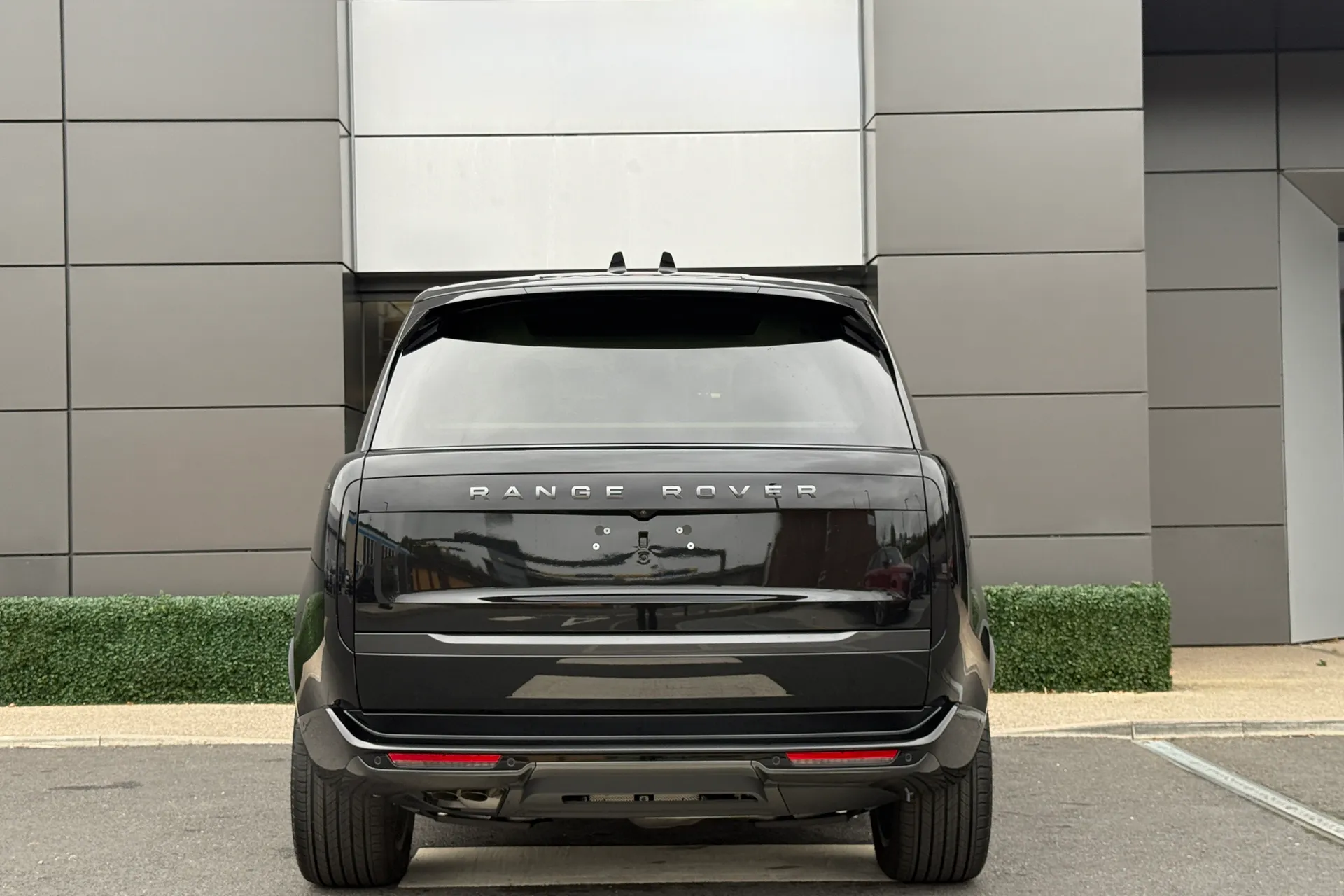 LAND ROVER RANGE ROVER thumbnail image number 15