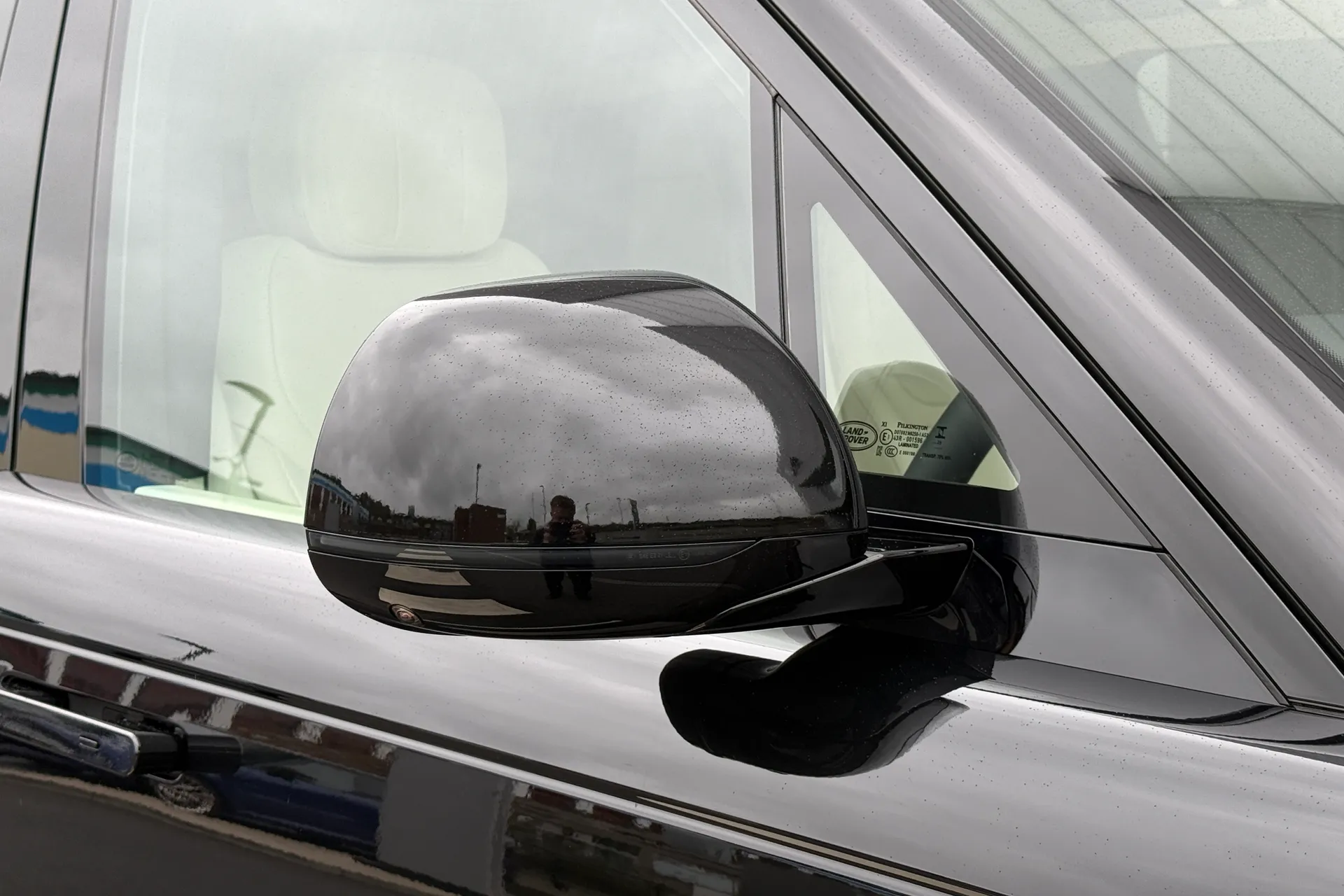 LAND ROVER RANGE ROVER thumbnail image number 33