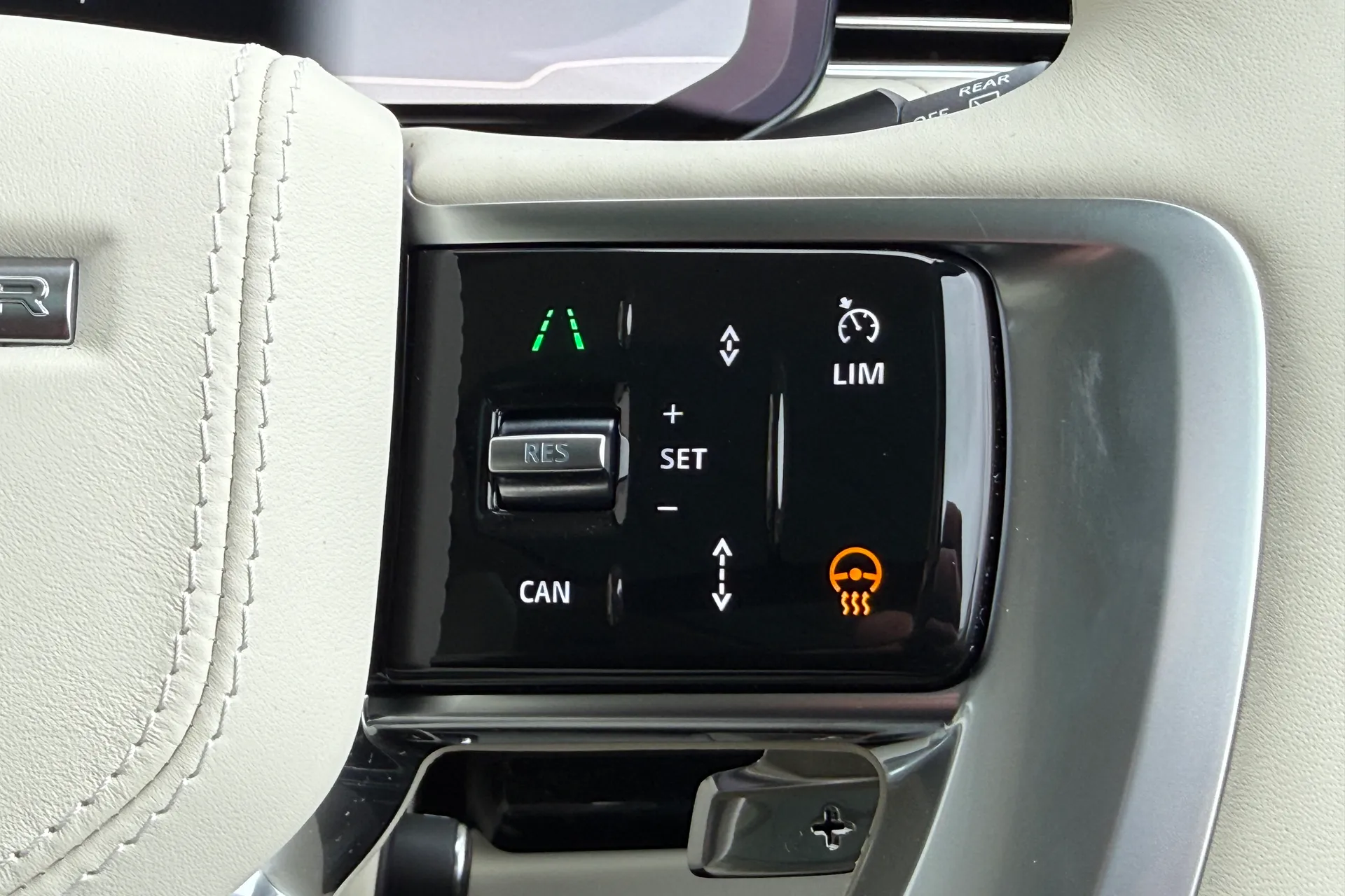 LAND ROVER RANGE ROVER thumbnail image number 26