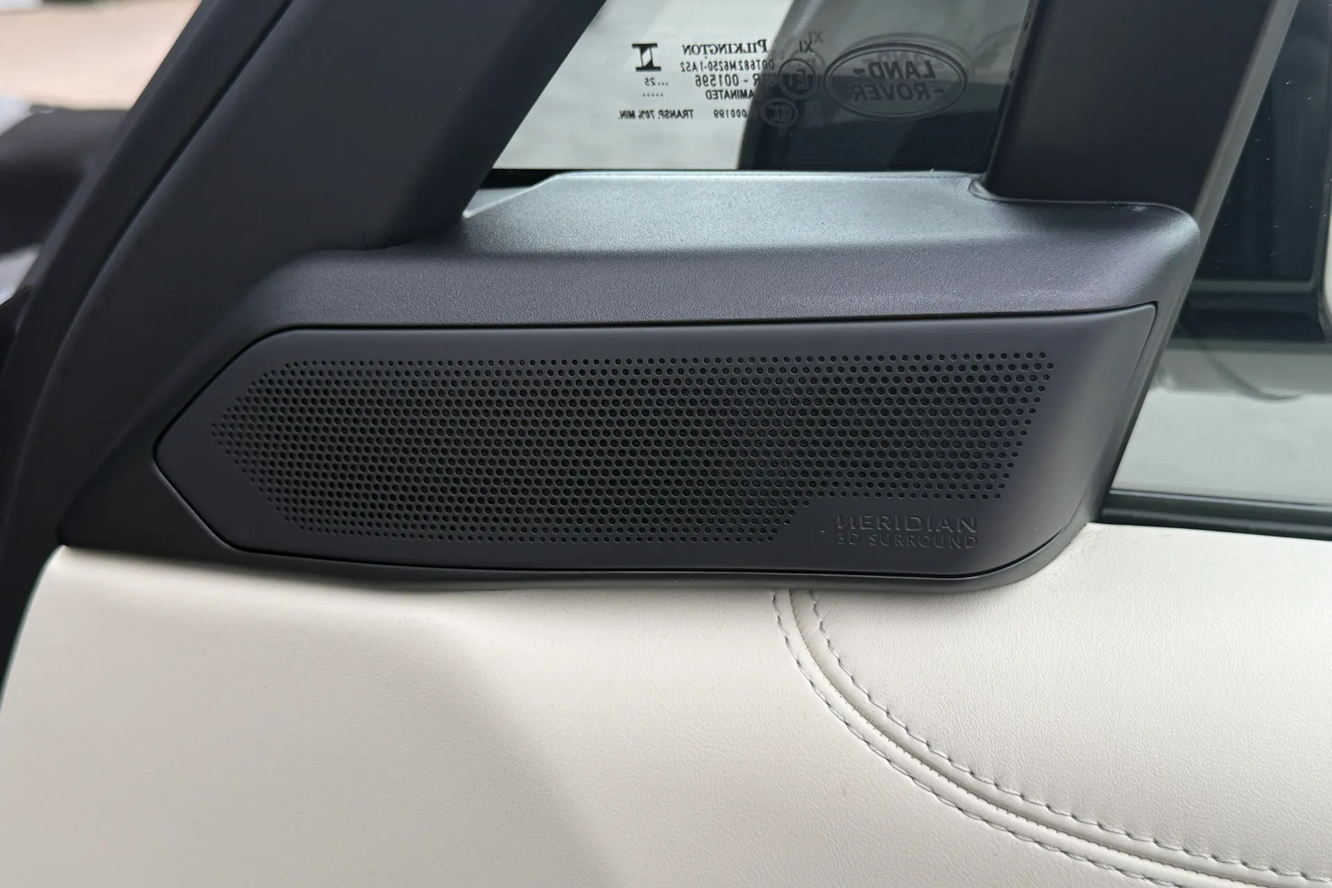 LAND ROVER RANGE ROVER thumbnail image number 40