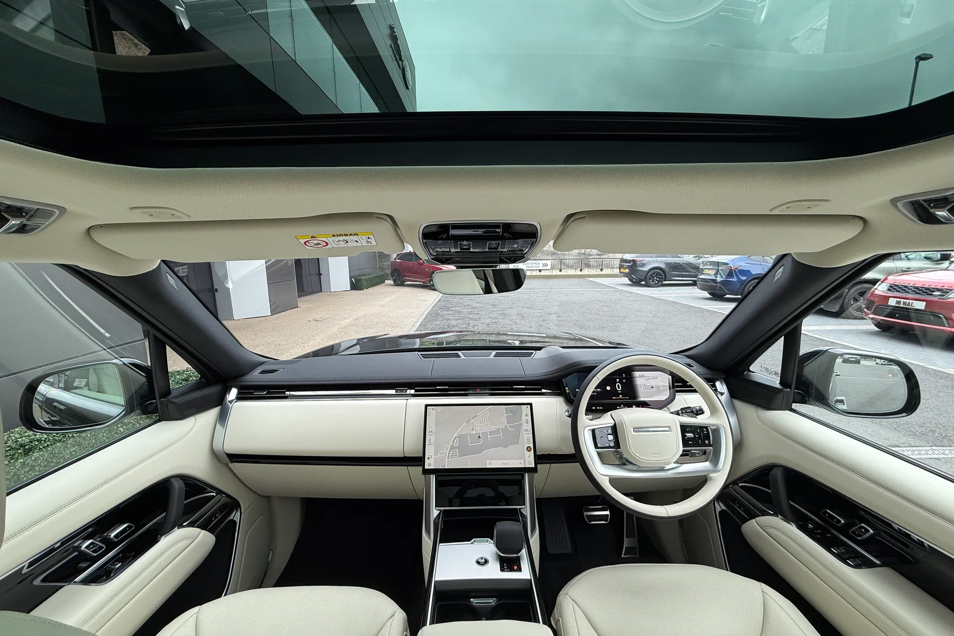 LAND ROVER RANGE ROVER thumbnail image number 3
