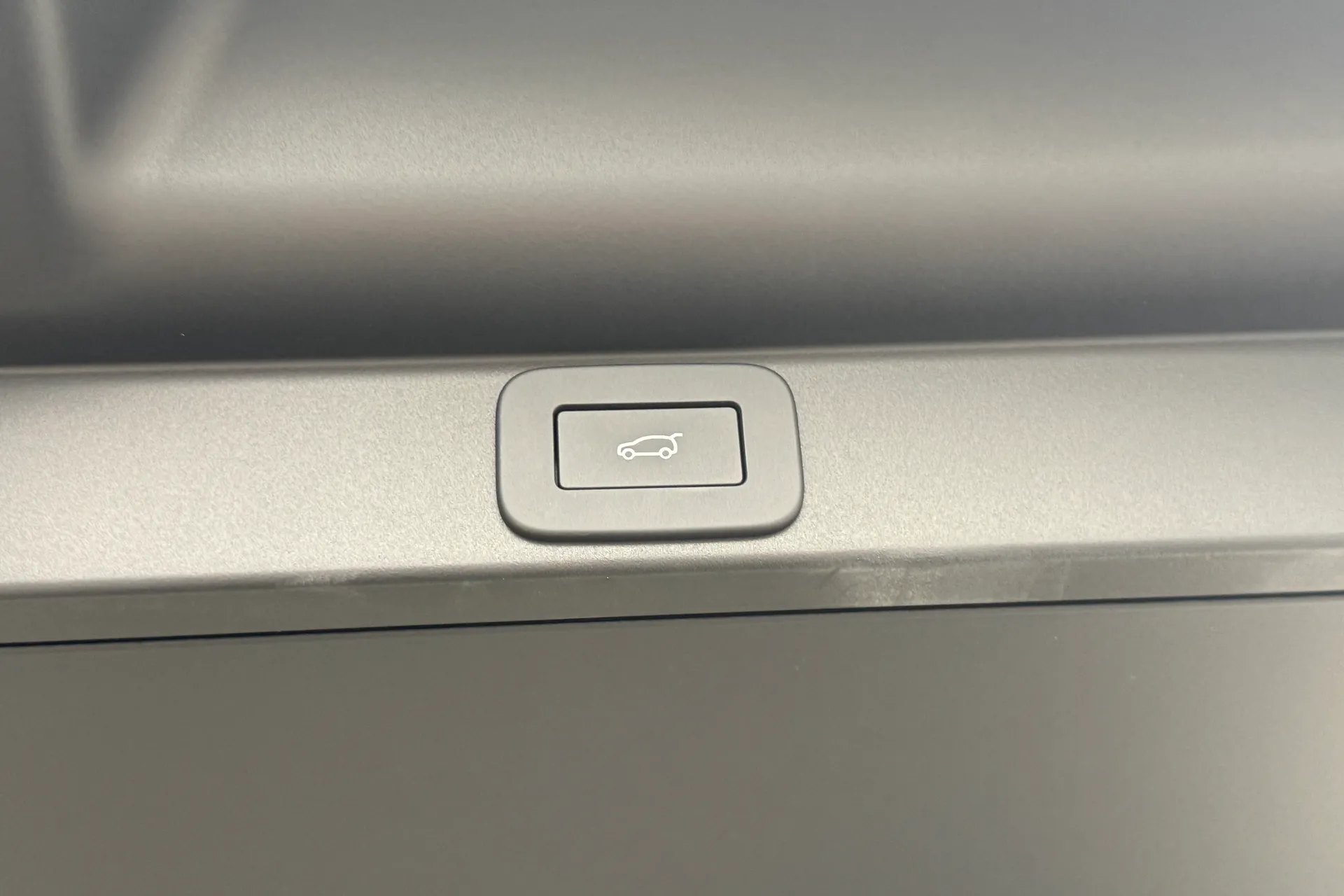 LAND ROVER RANGE ROVER thumbnail image number 47