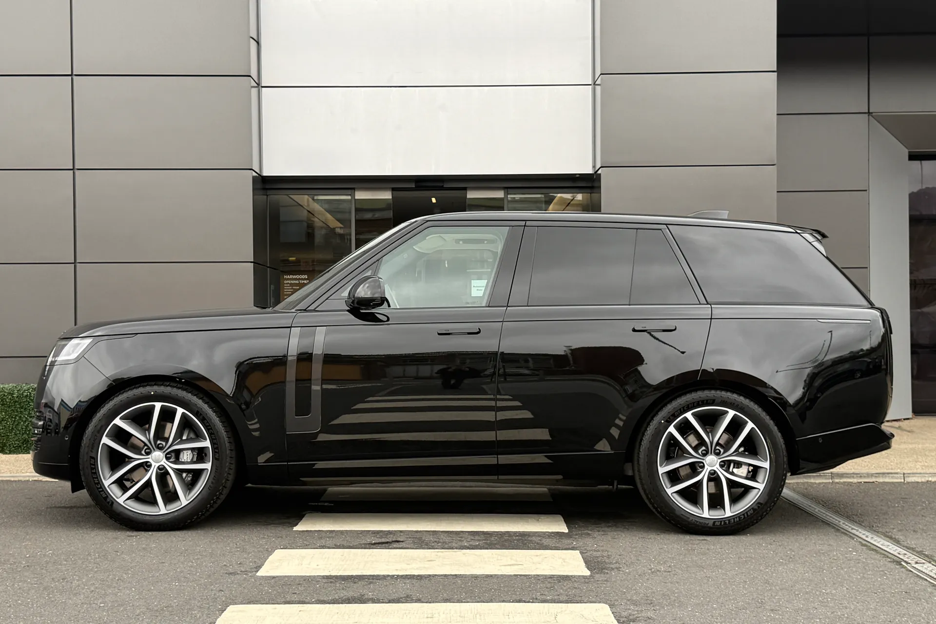 LAND ROVER RANGE ROVER thumbnail image number 6