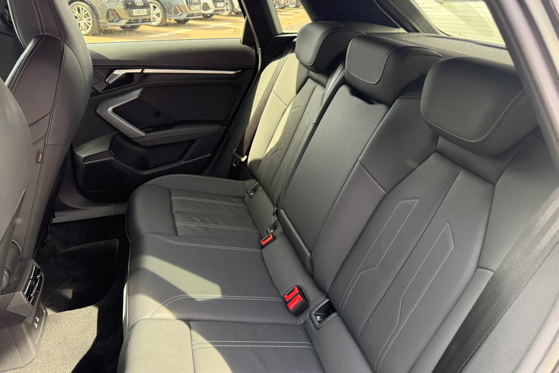Audi A3 thumbnail image number 47