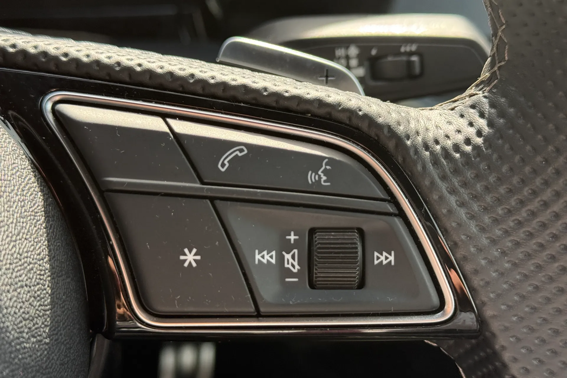Audi A3 thumbnail image number 24