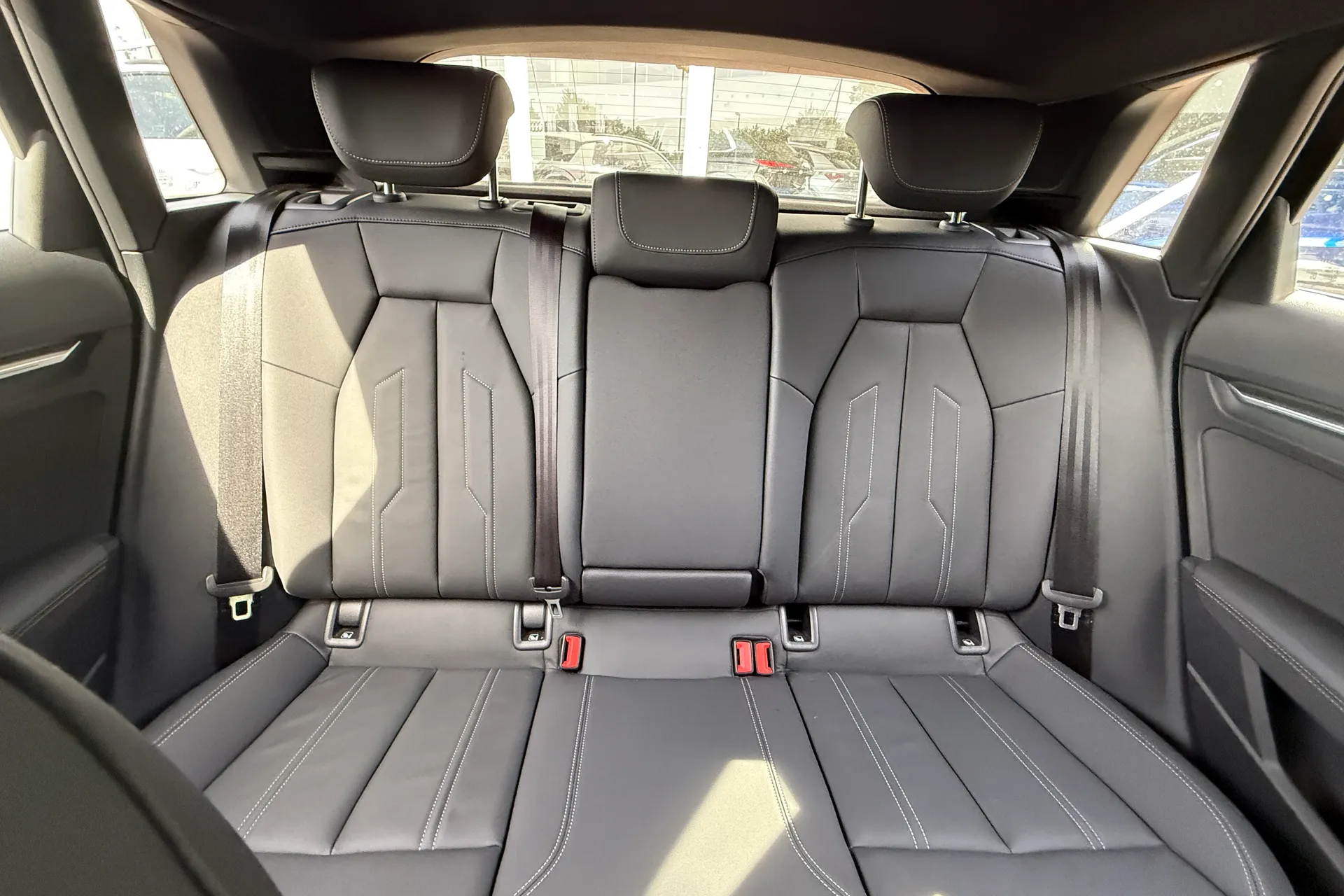 Audi A3 thumbnail image number 28