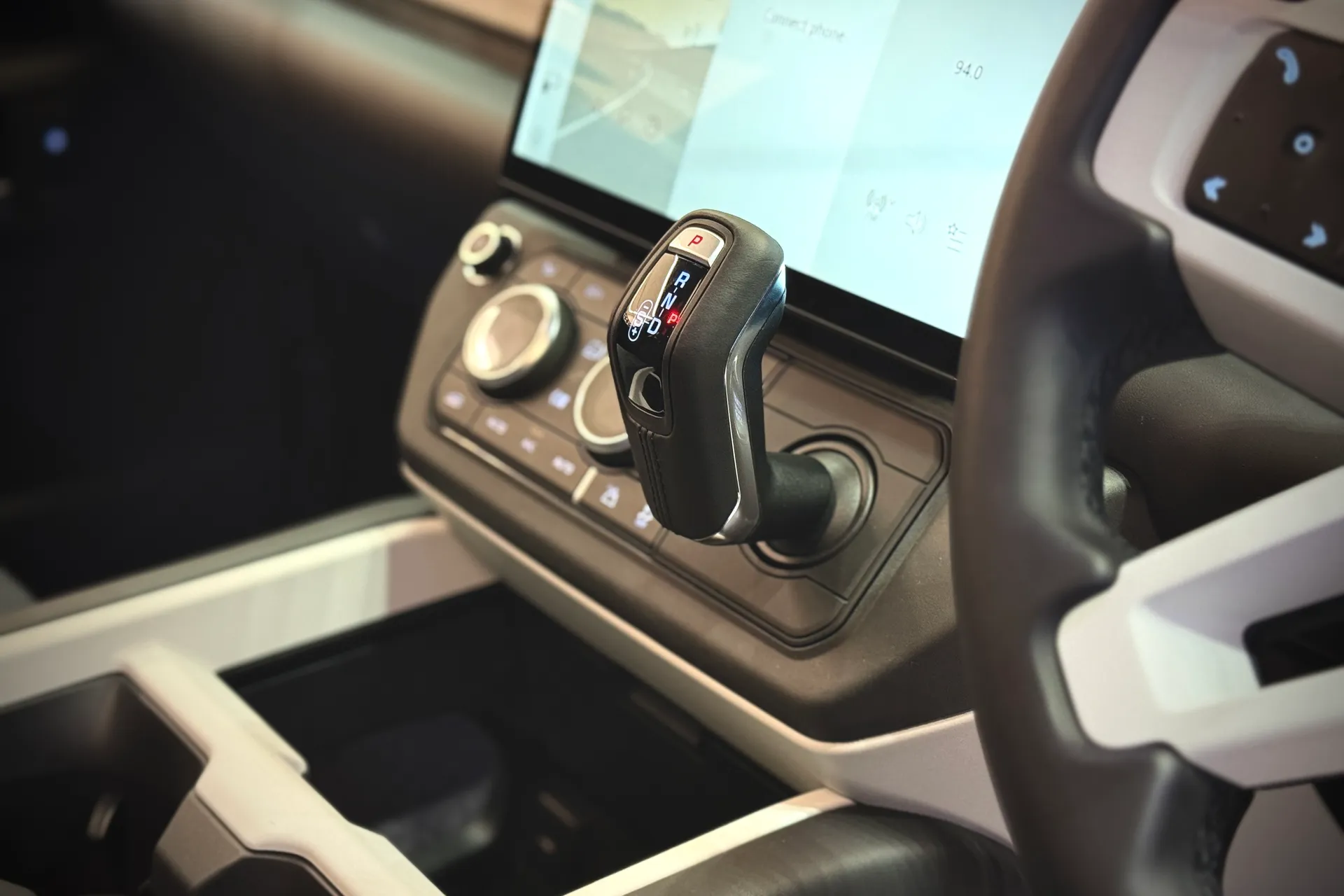 LAND ROVER Defender 130 thumbnail image number 18