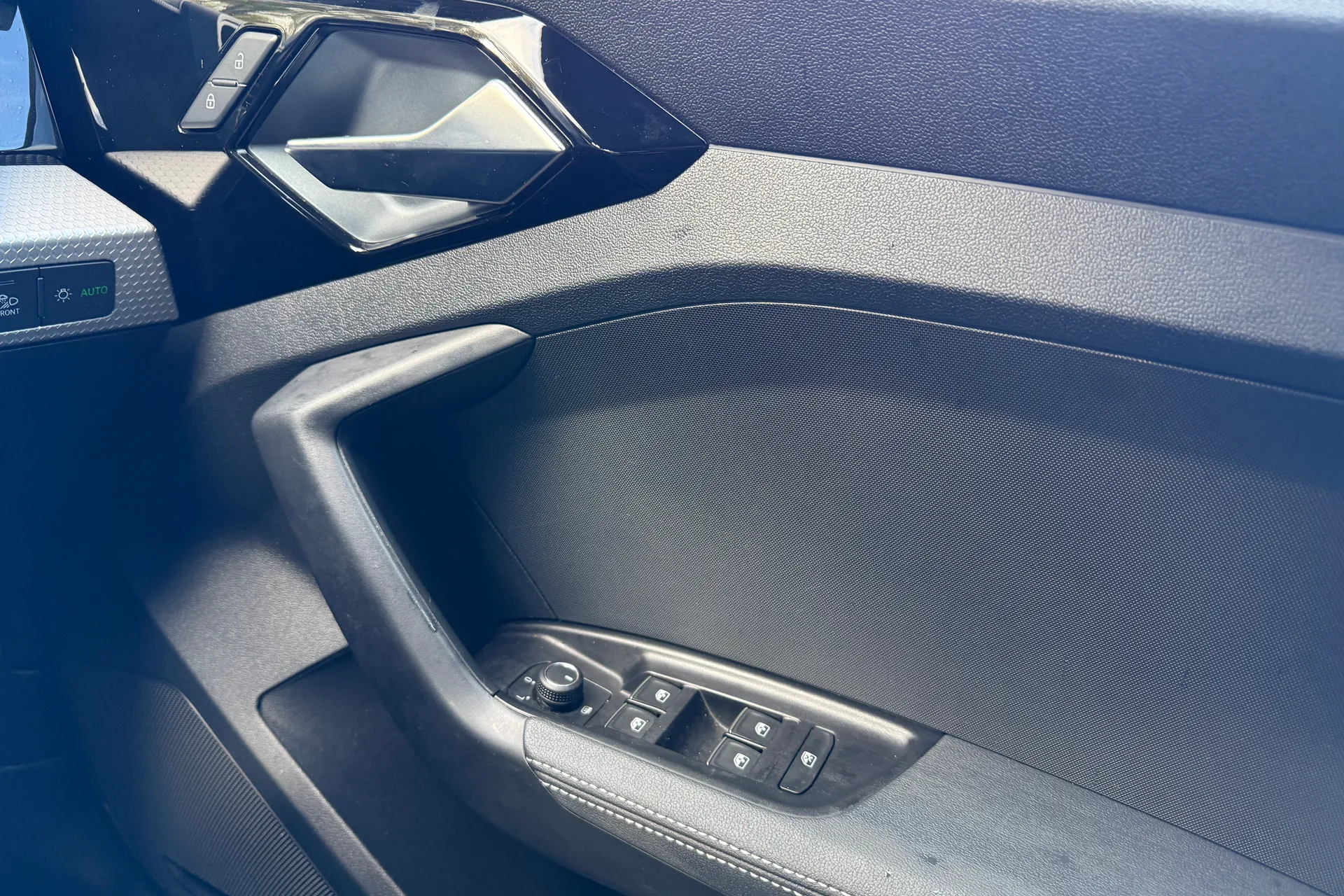 Audi A1 thumbnail image number 18