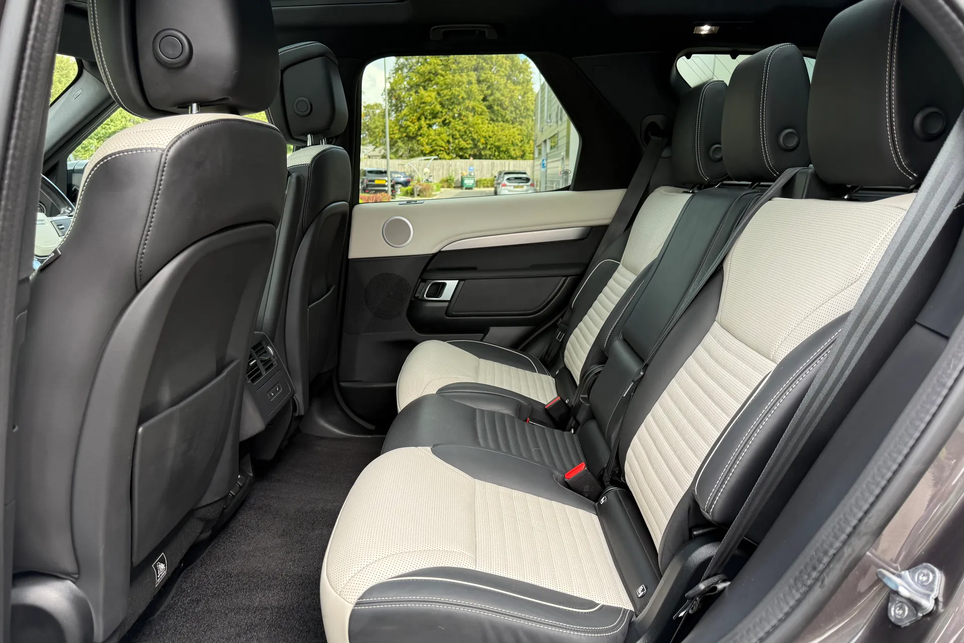 LAND ROVER DISCOVERY thumbnail image number 54