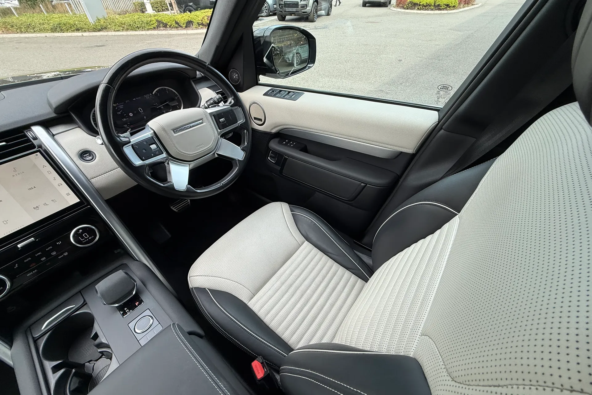 LAND ROVER DISCOVERY thumbnail image number 14