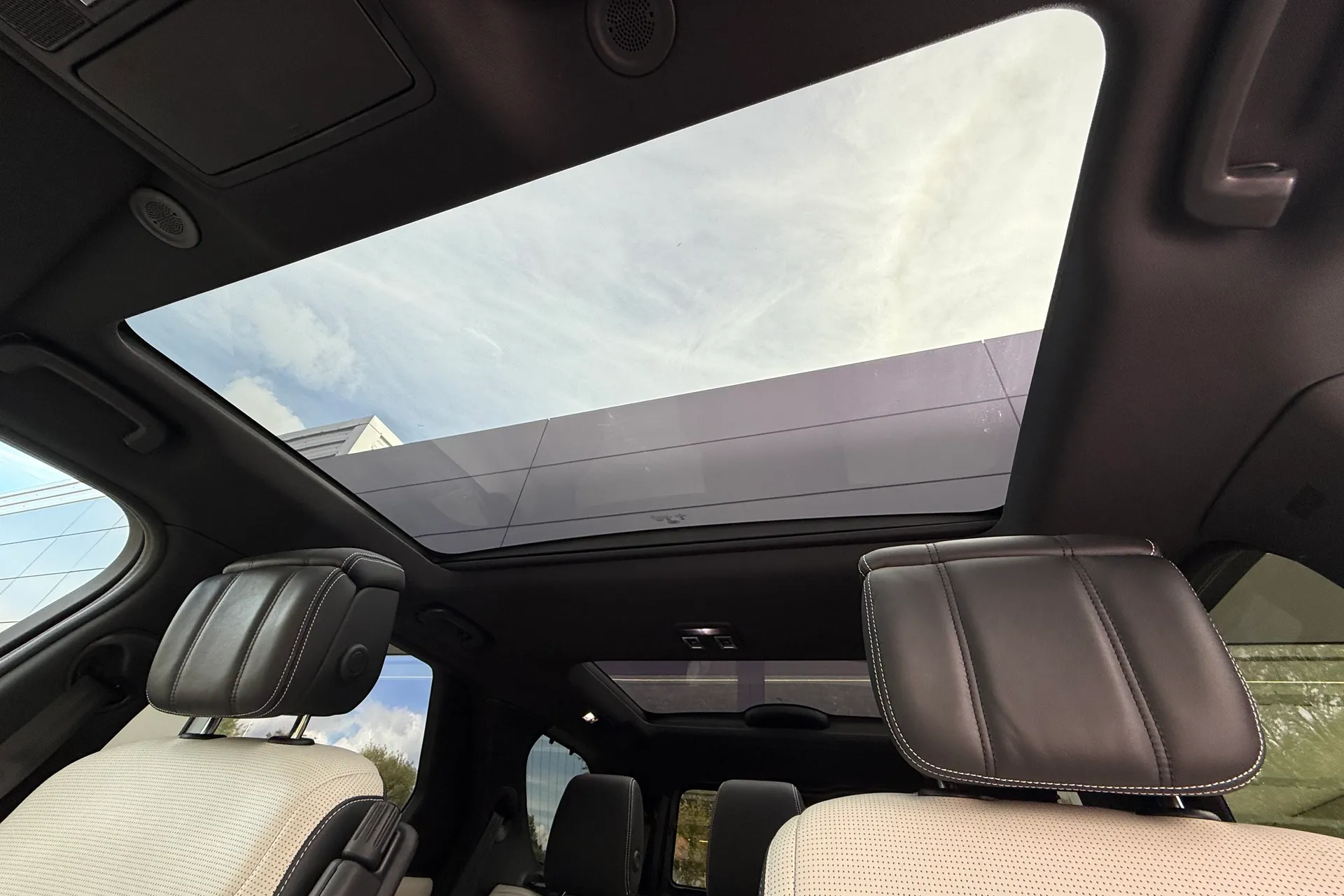 LAND ROVER DISCOVERY thumbnail image number 5