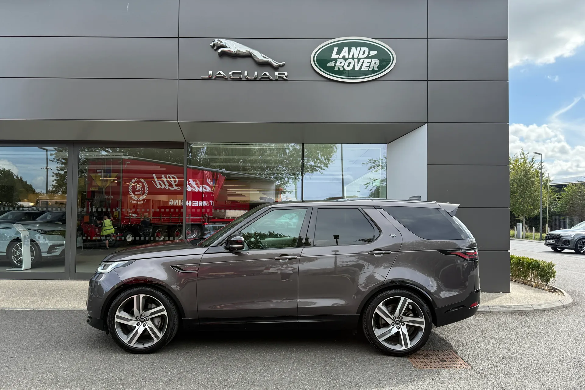 LAND ROVER DISCOVERY thumbnail image number 28