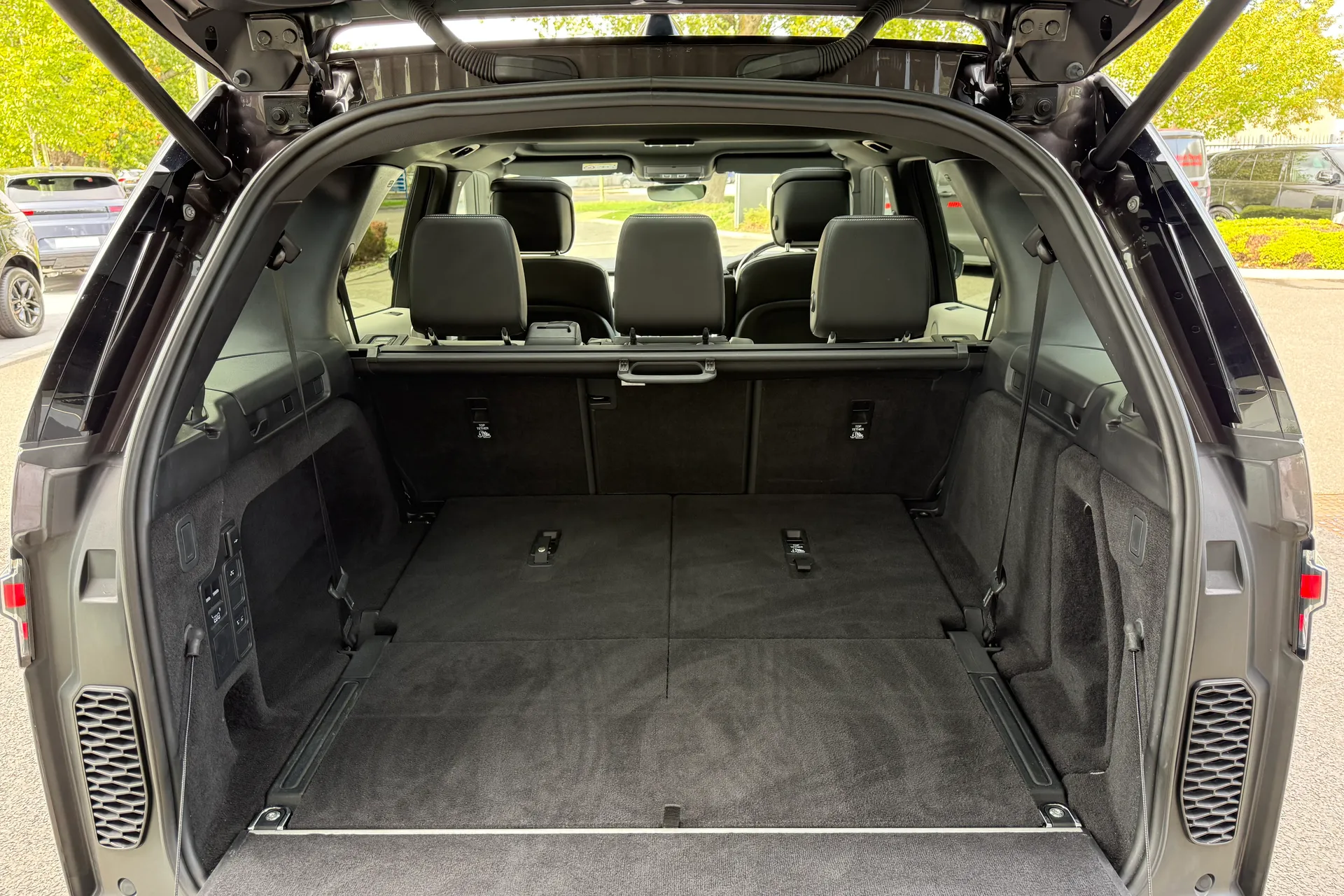 LAND ROVER DISCOVERY thumbnail image number 44