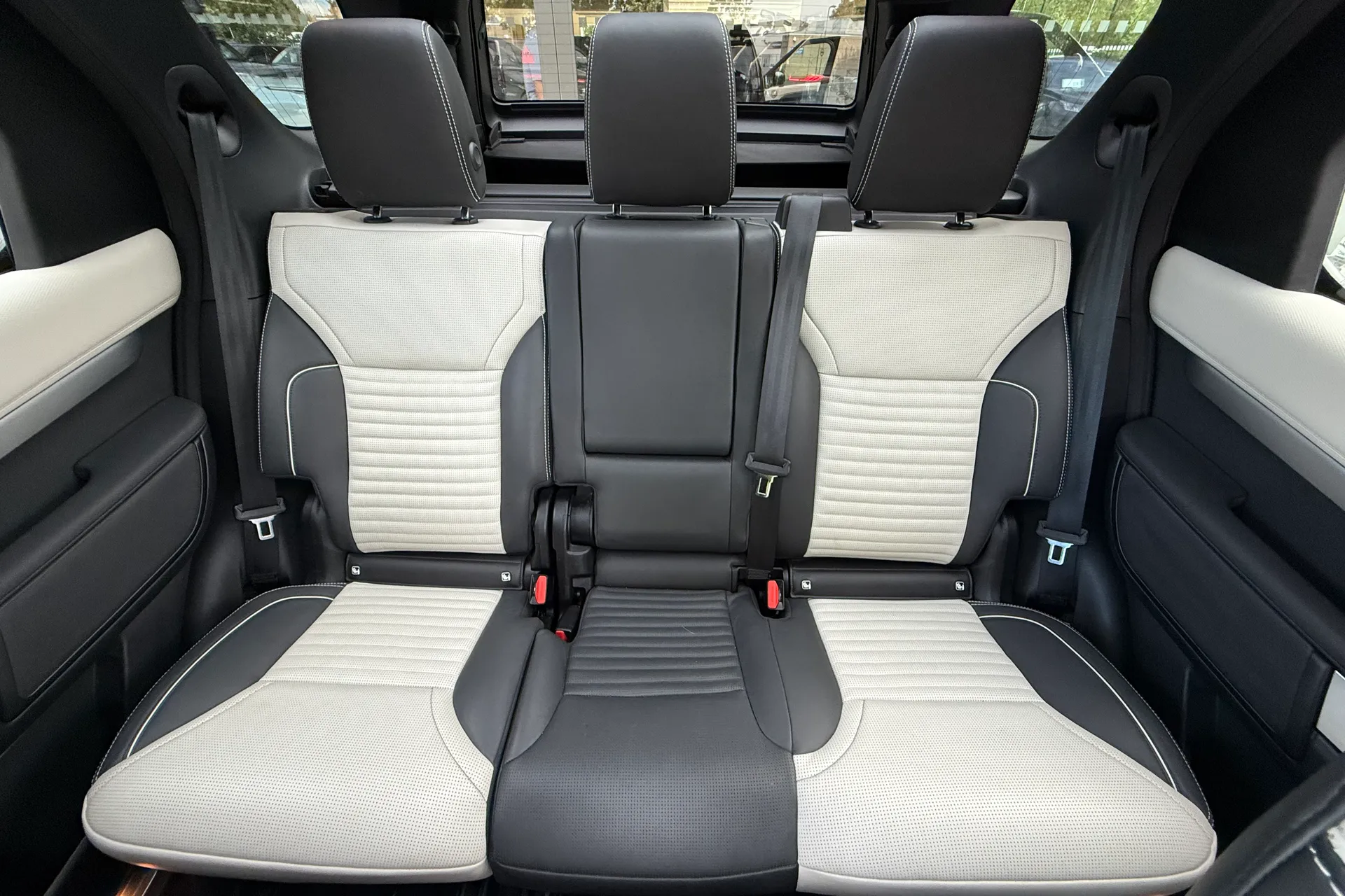 LAND ROVER DISCOVERY thumbnail image number 11