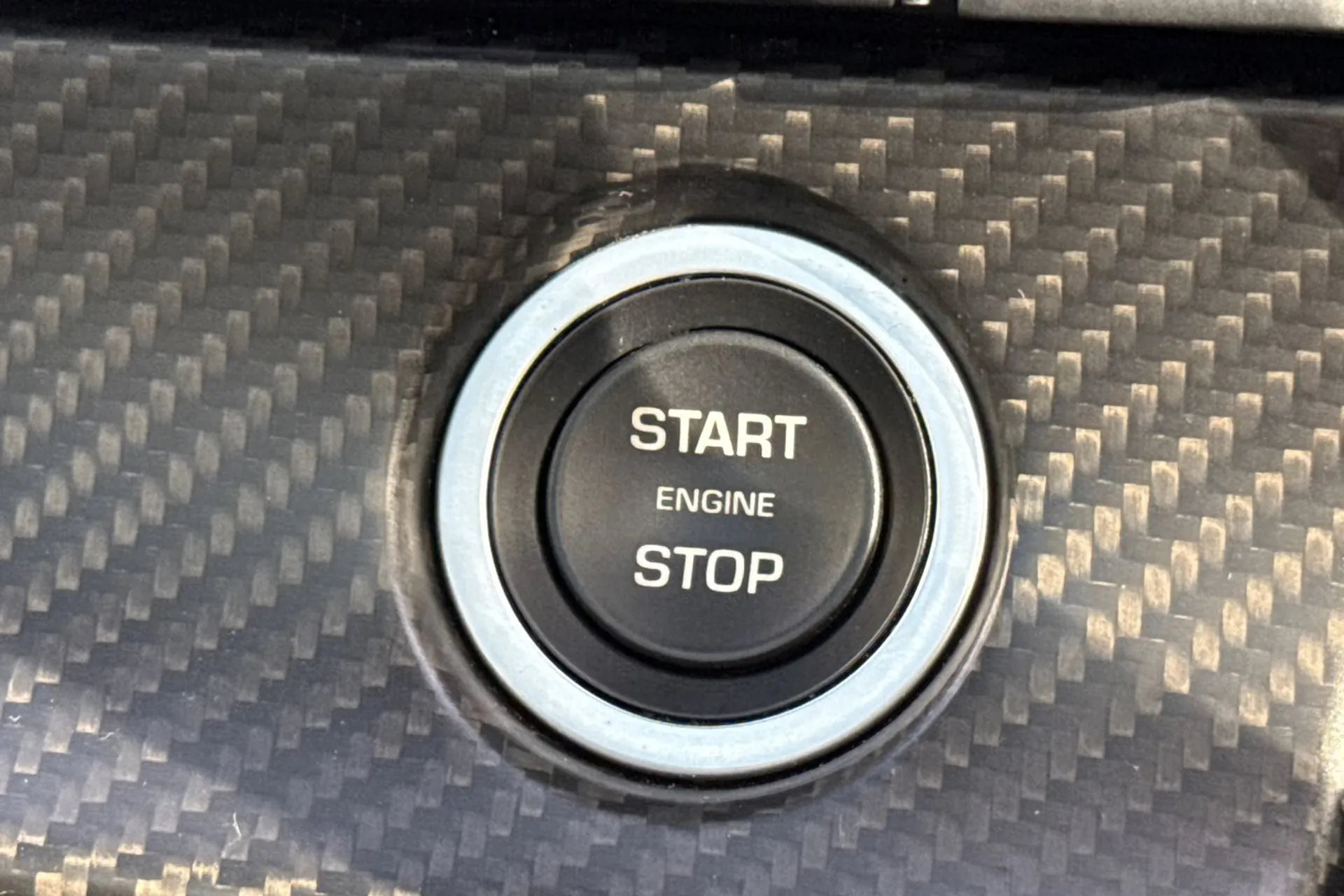 Jaguar F-TYPE thumbnail image number 48