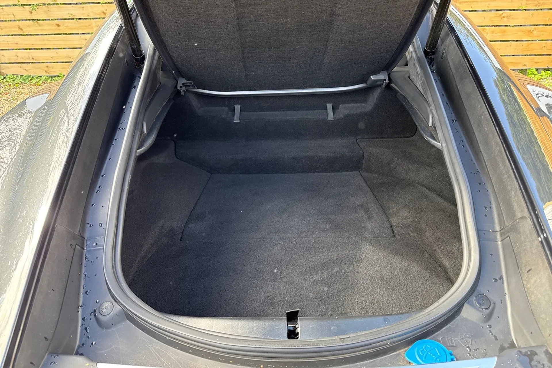 Jaguar F-TYPE thumbnail image number 21