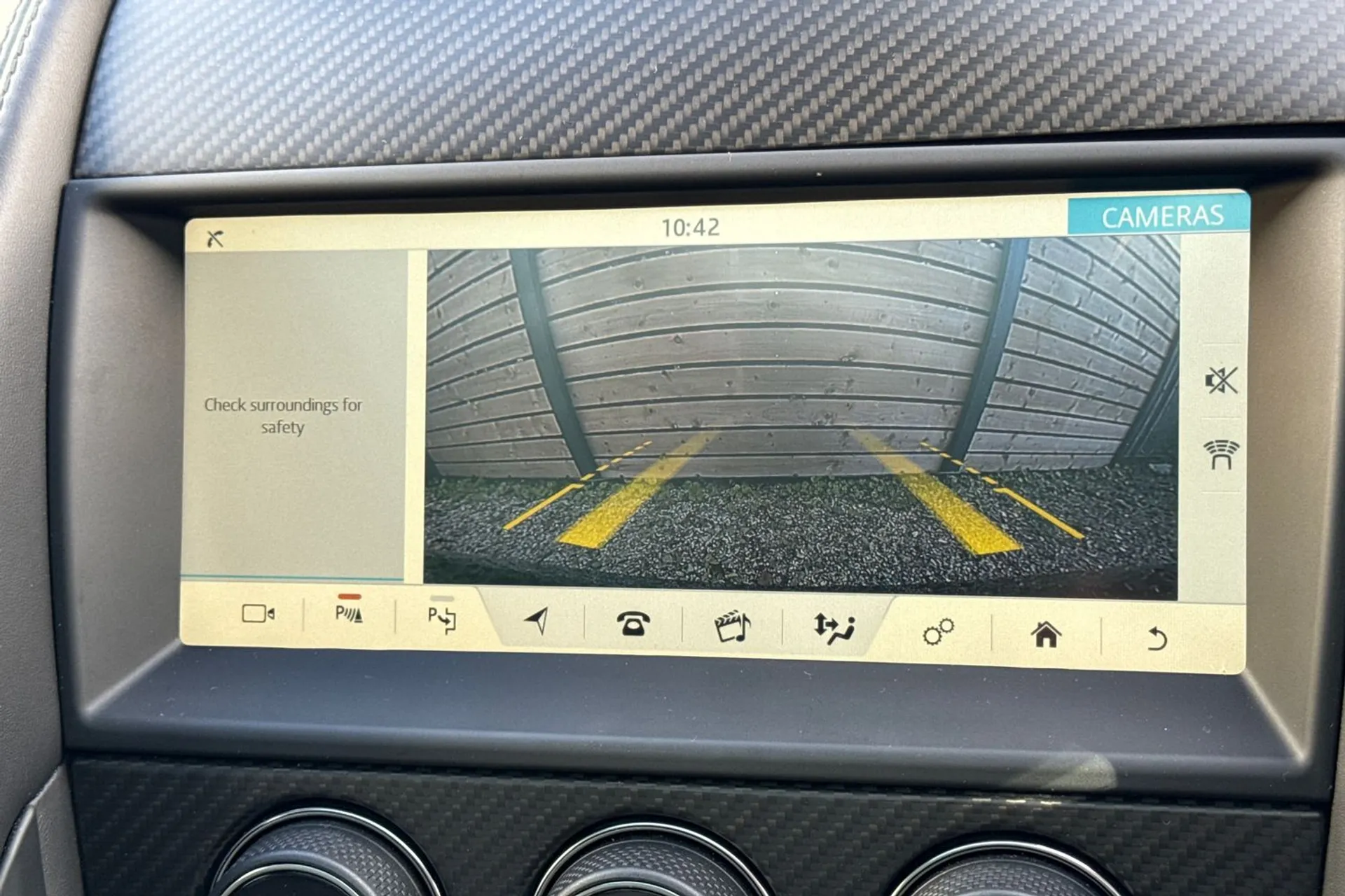 Jaguar F-TYPE thumbnail image number 5