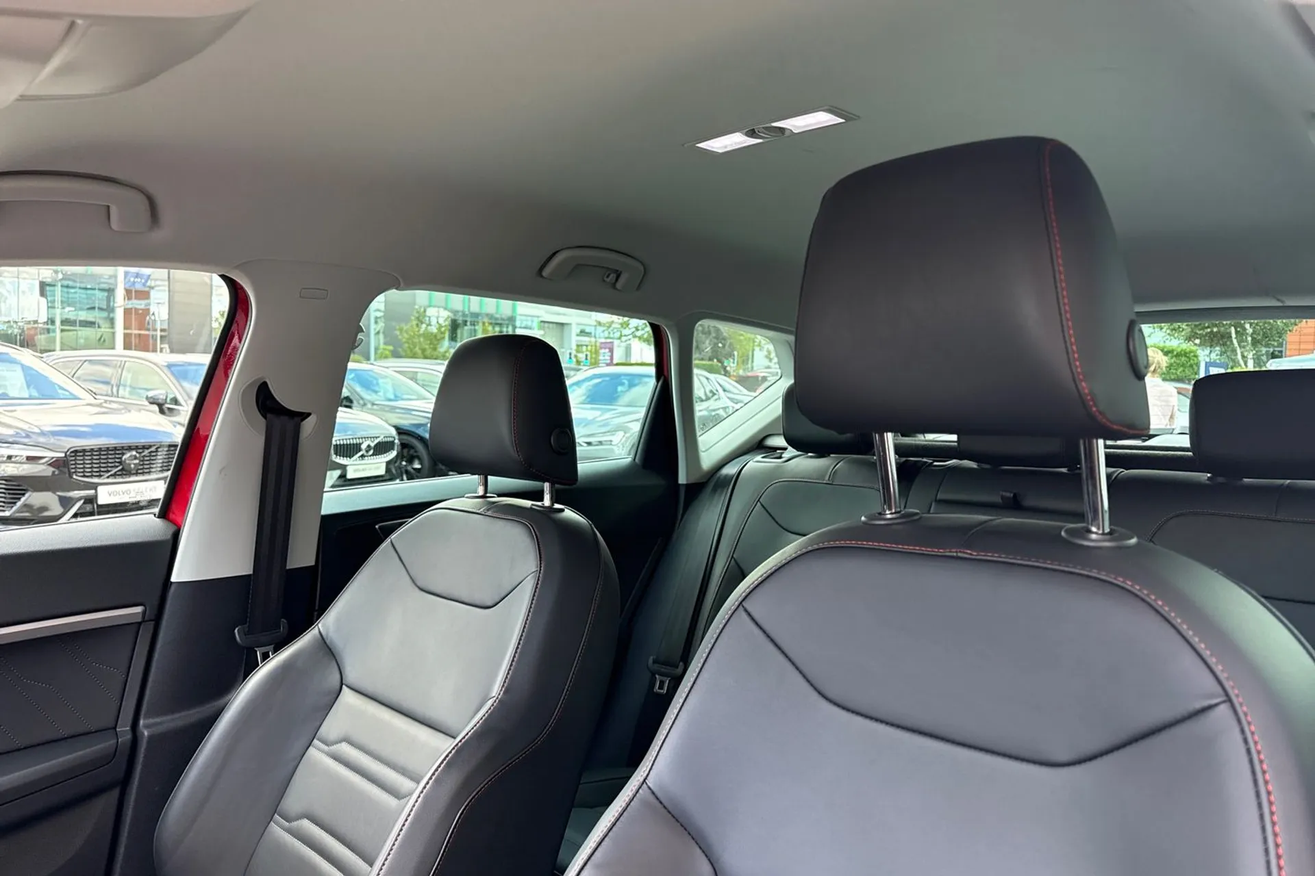 SEAT ATECA thumbnail image number 28