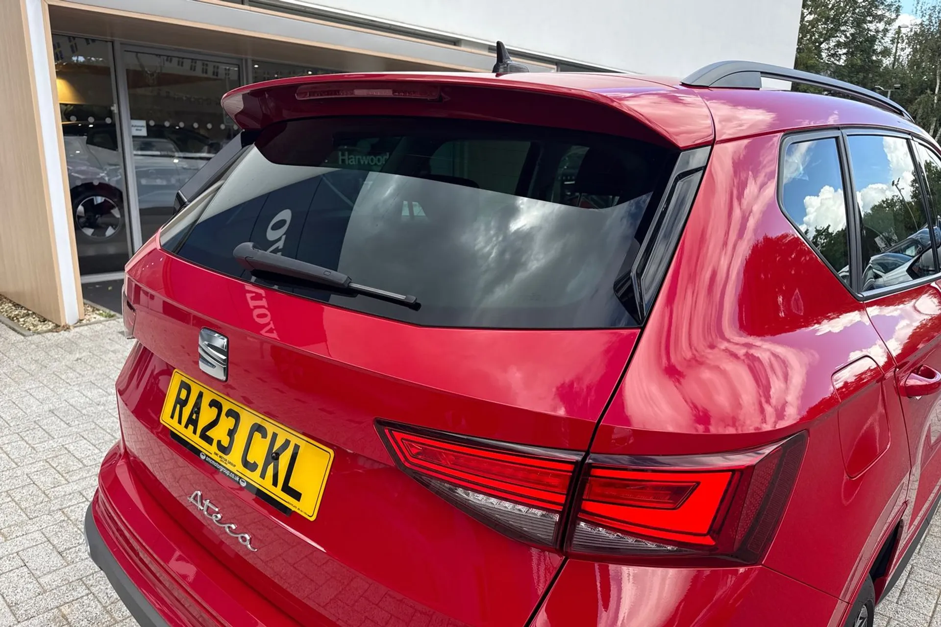 SEAT ATECA thumbnail image number 15