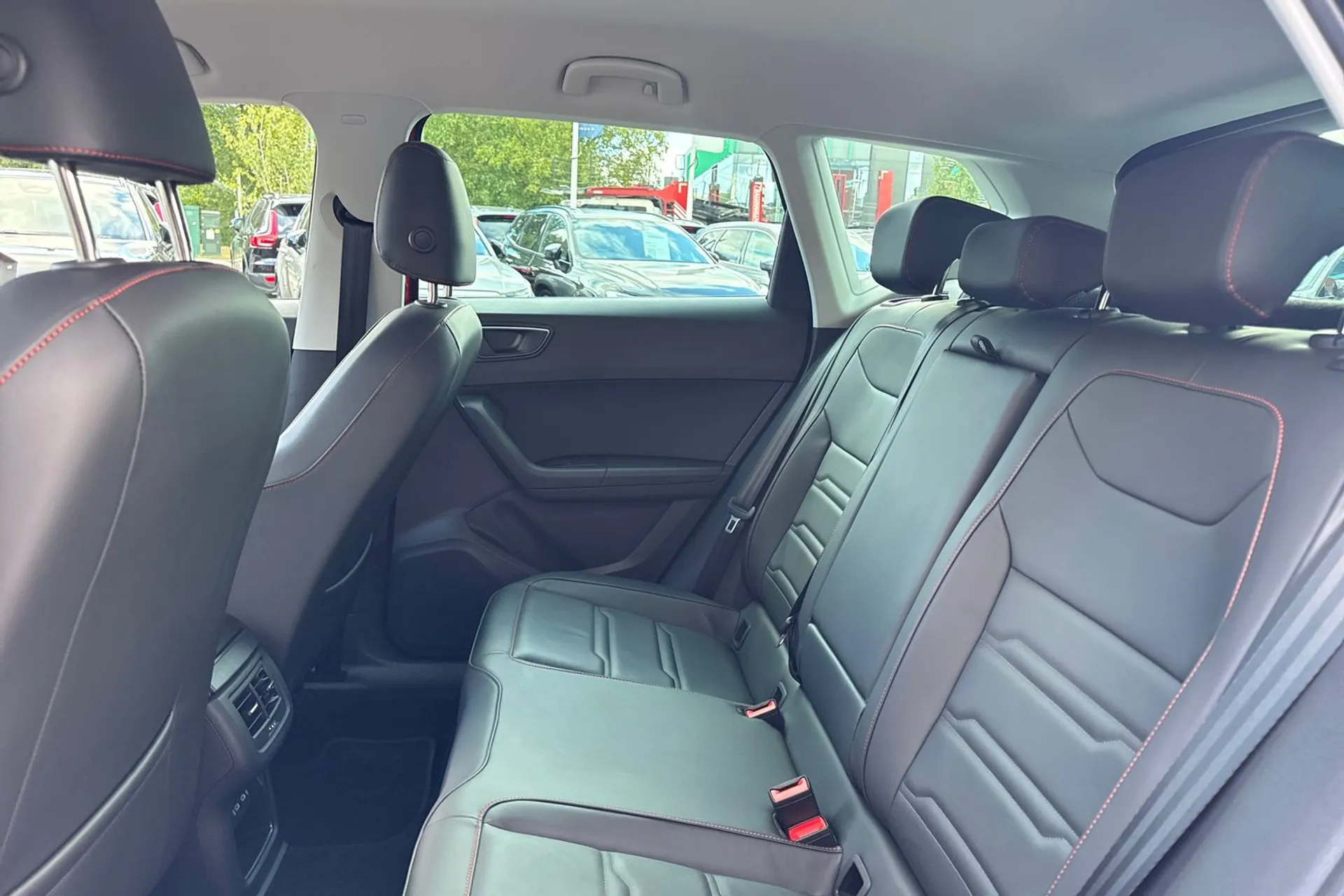 SEAT ATECA thumbnail image number 29