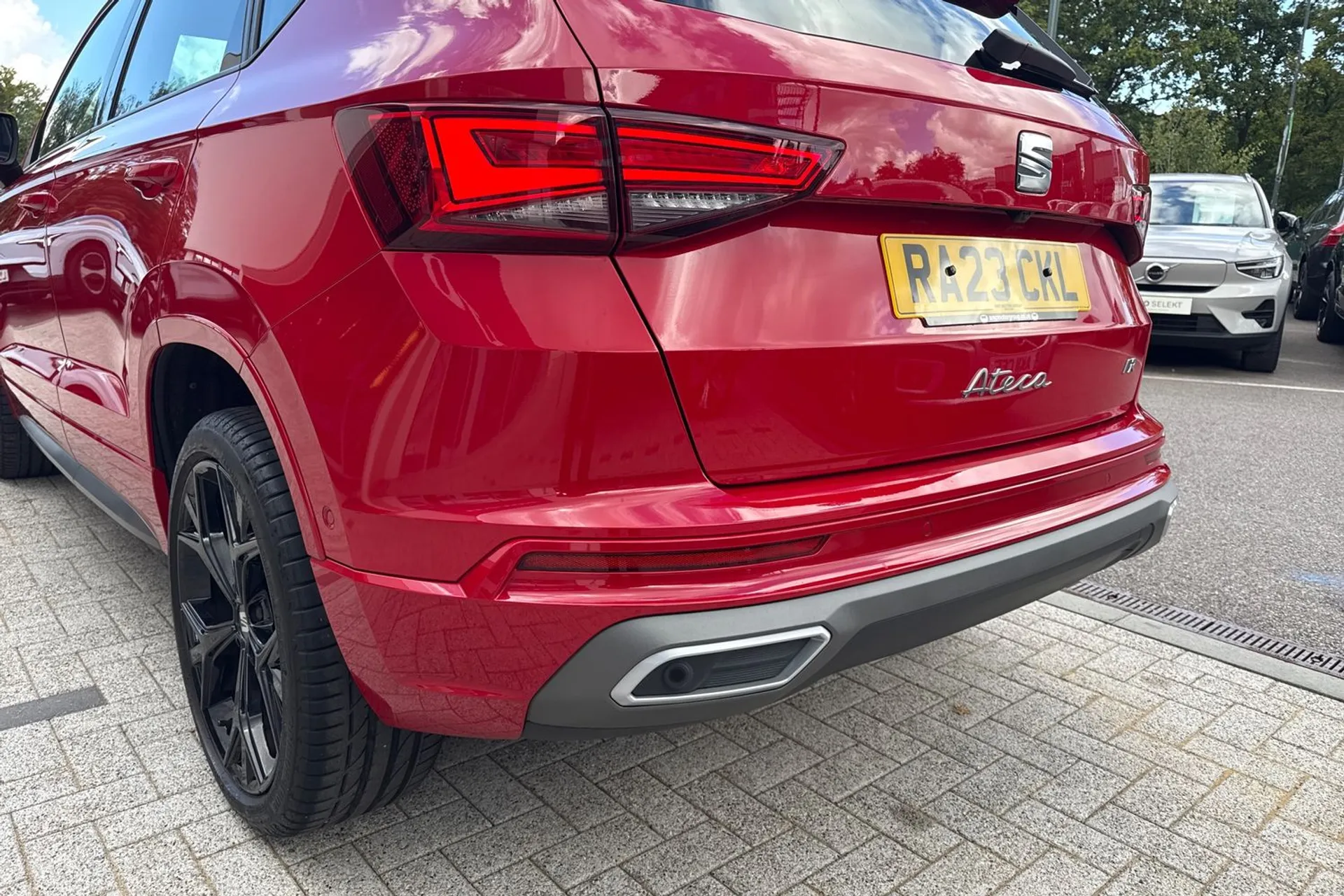 SEAT ATECA thumbnail image number 17