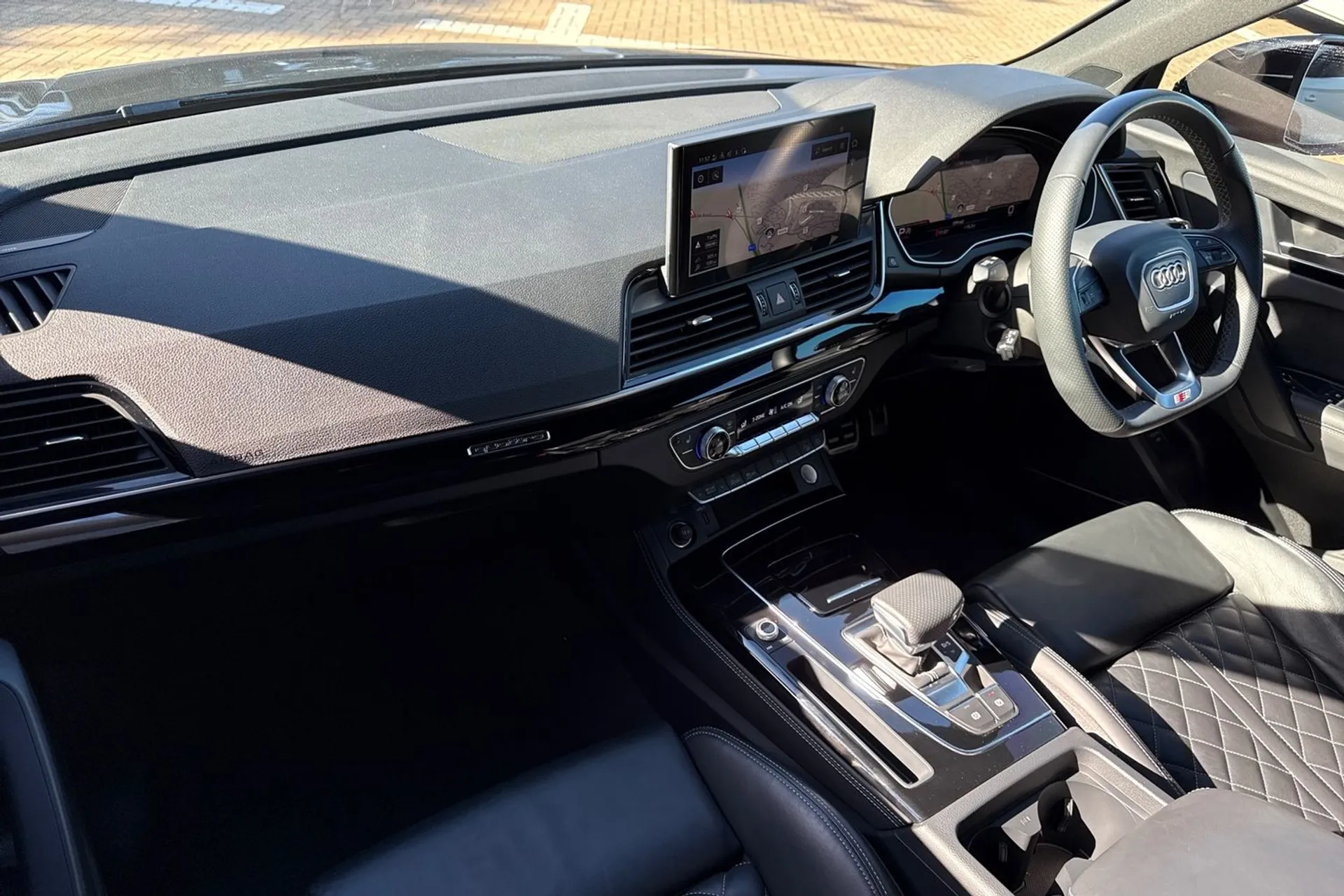 Audi Q5 thumbnail image number 27