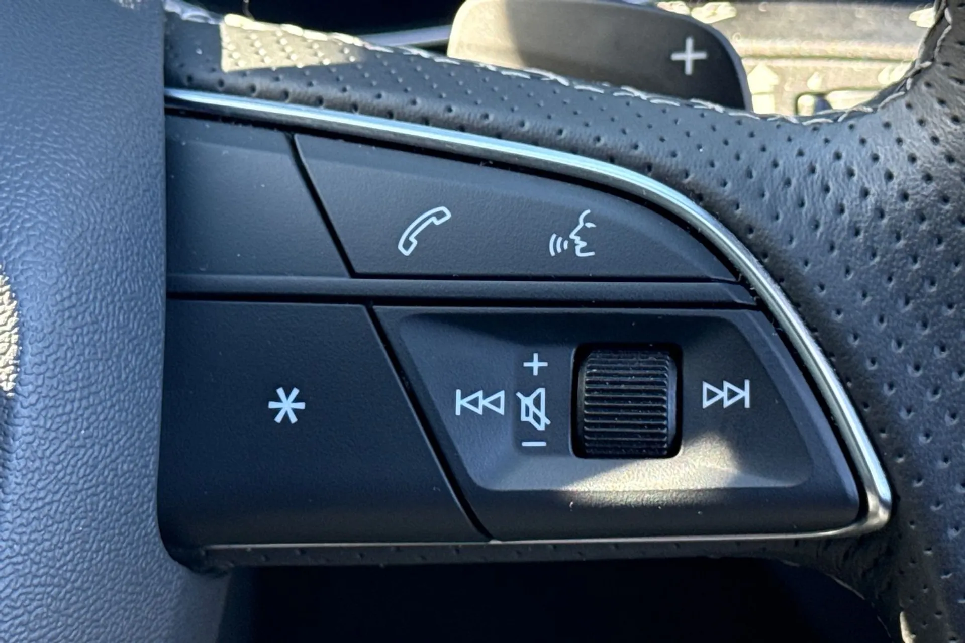 Audi Q5 thumbnail image number 40