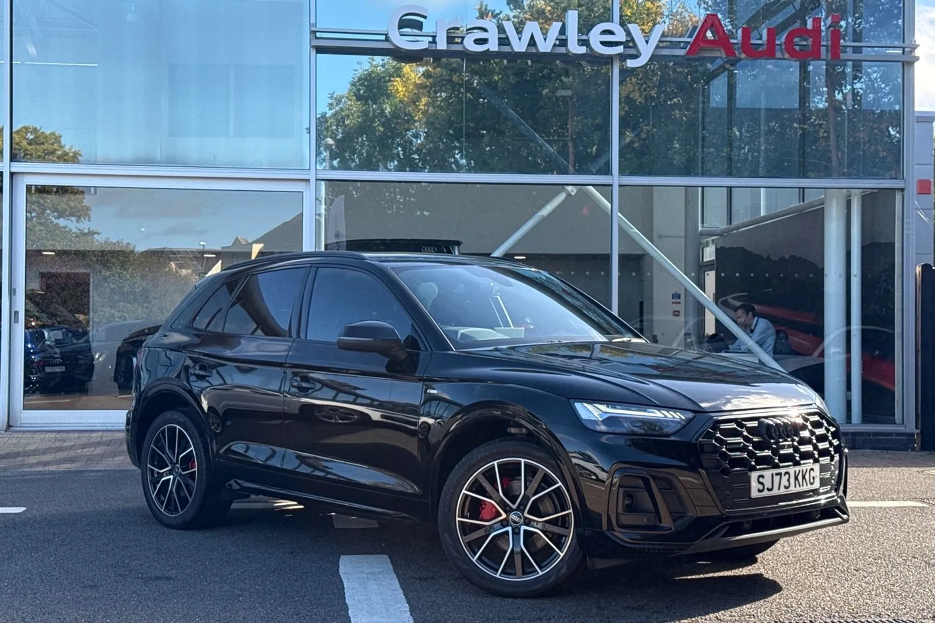 Audi Q5 focused image