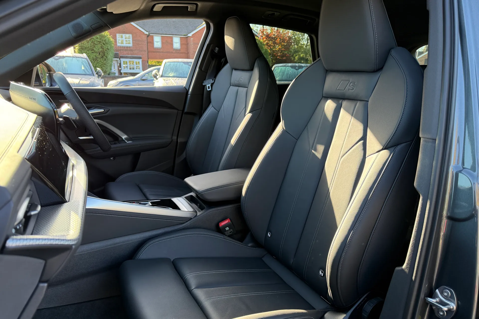 Audi Q5 thumbnail image number 24