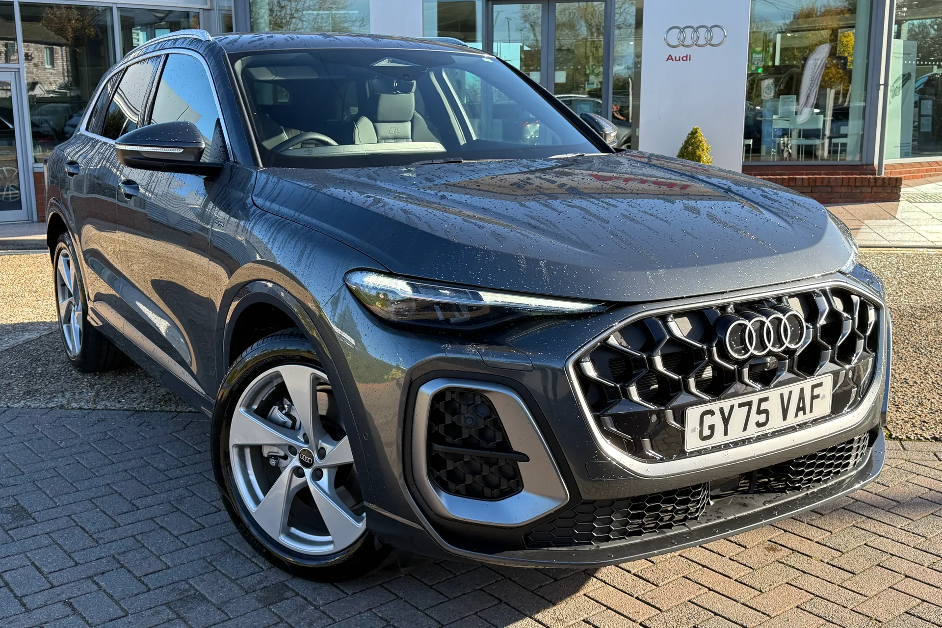 Audi Q5 thumbnail image number 18