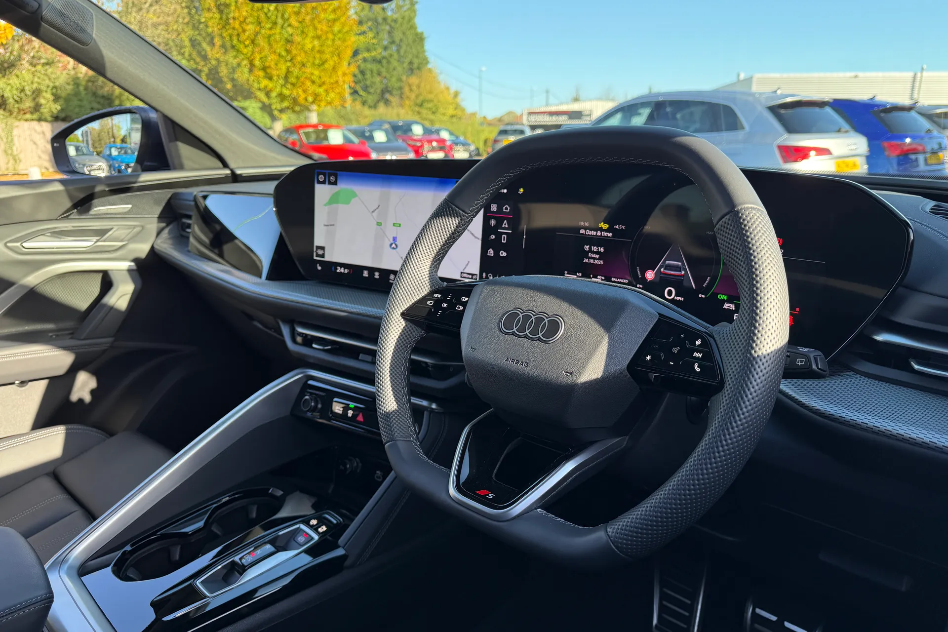 Audi Q5 thumbnail image number 22