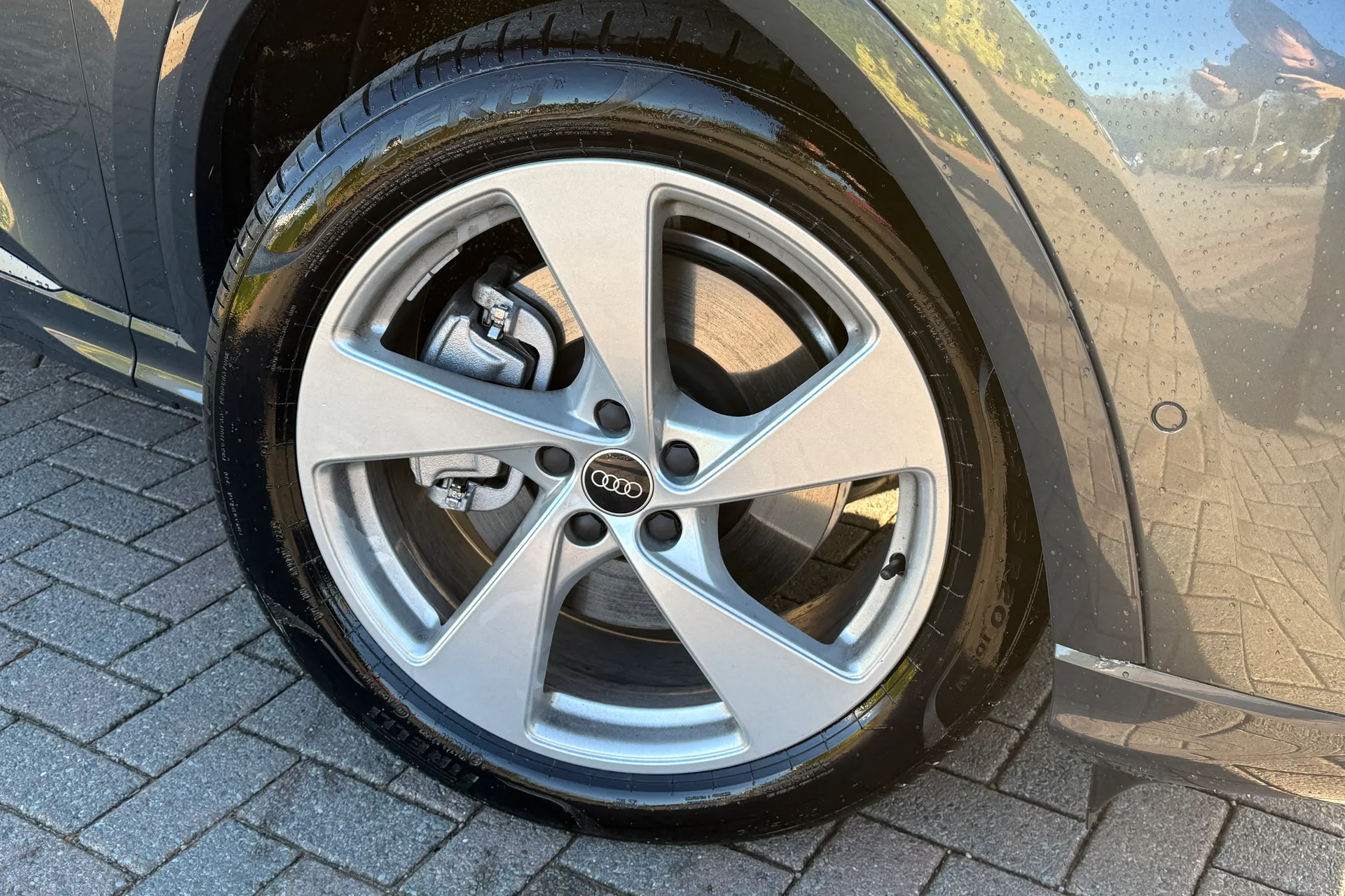 Audi Q5 thumbnail image number 8