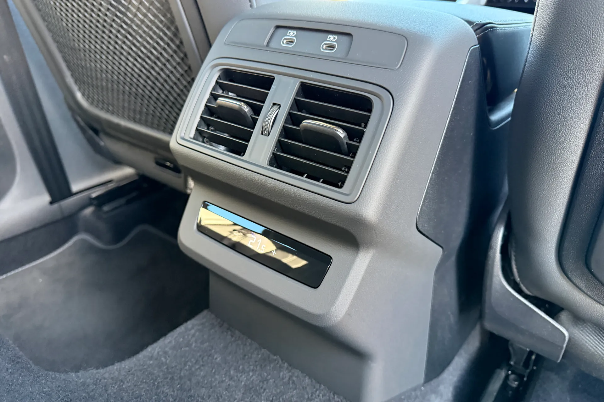 Audi Q5 thumbnail image number 42