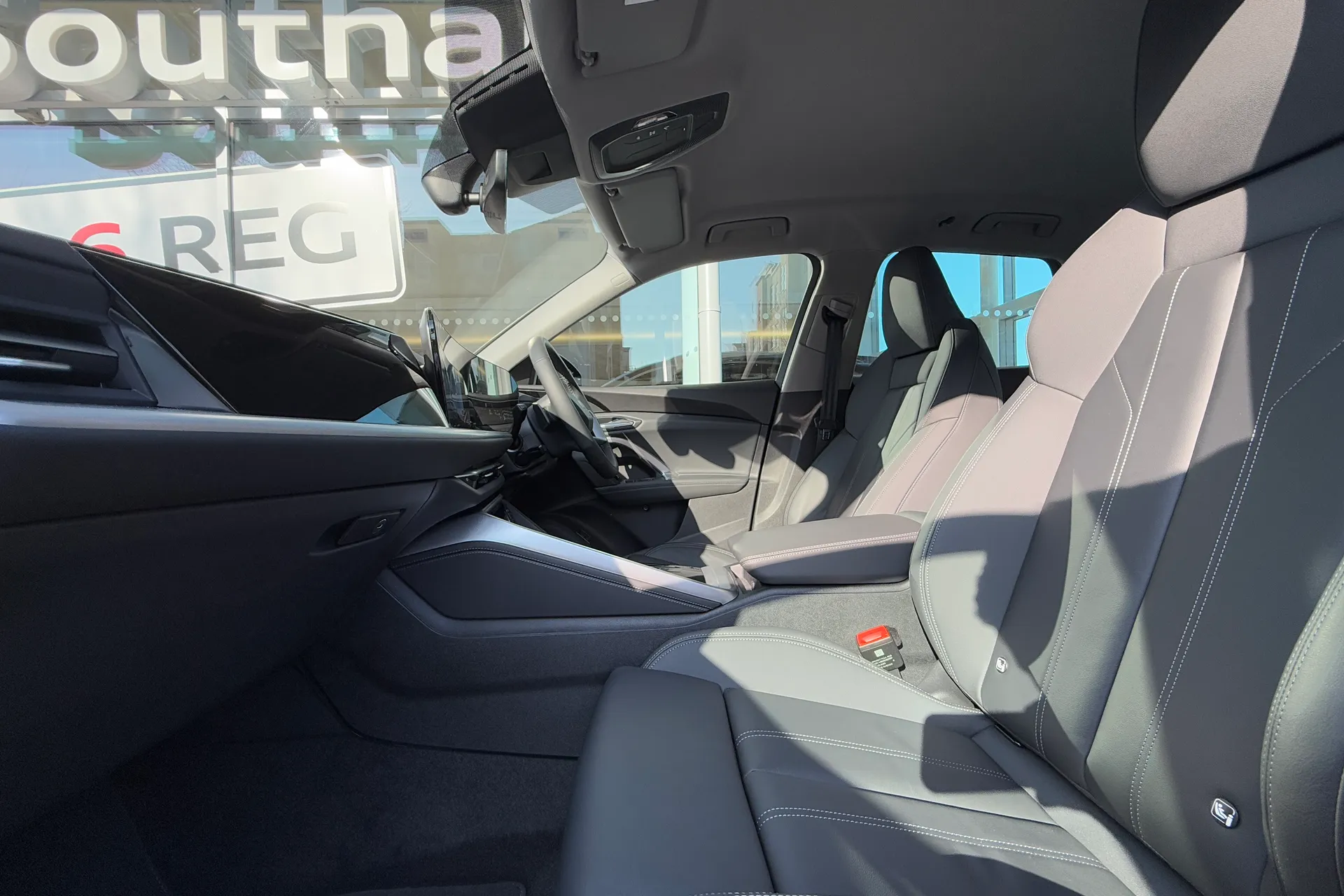 Audi Q5 thumbnail image number 46