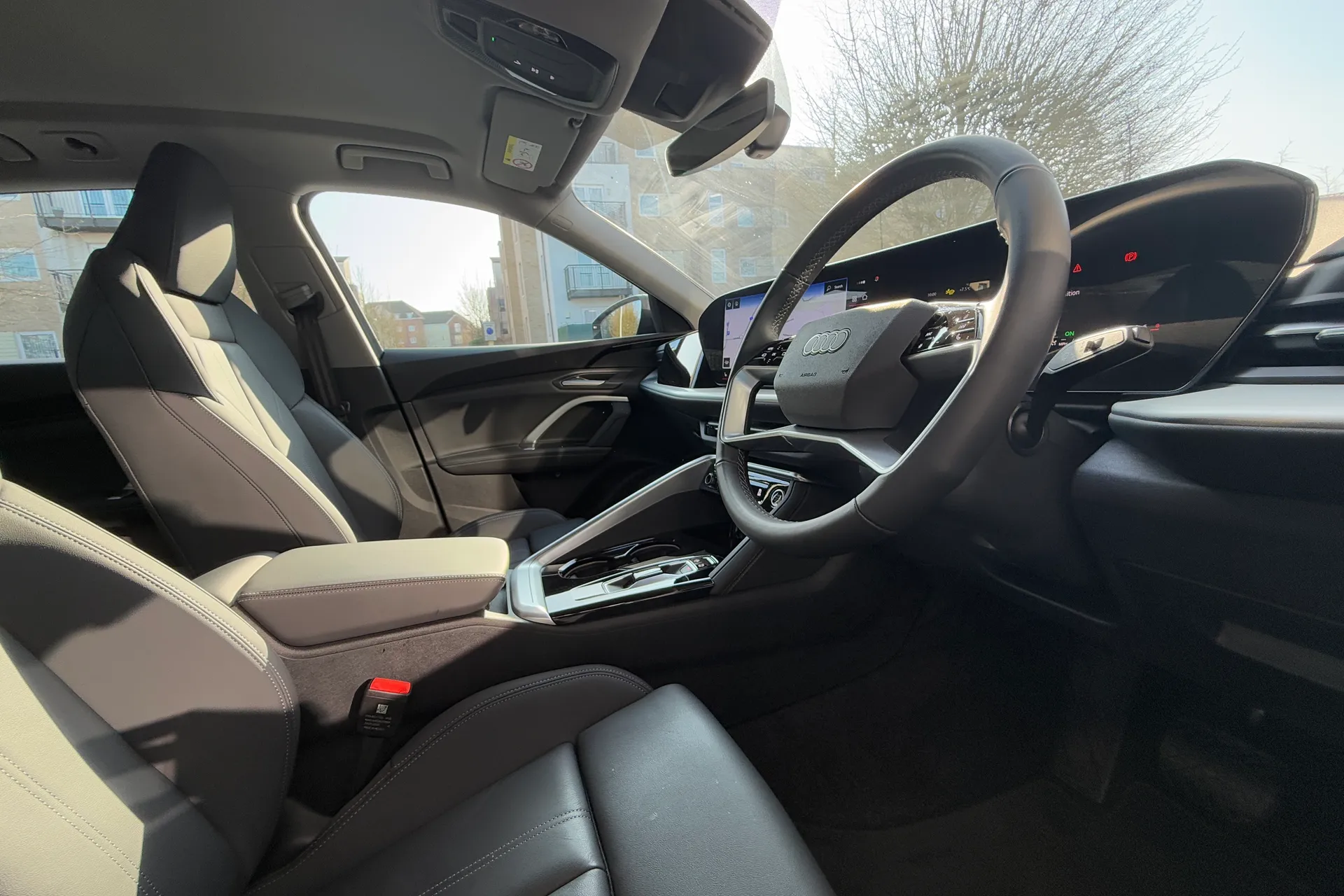 Audi Q5 thumbnail image number 25