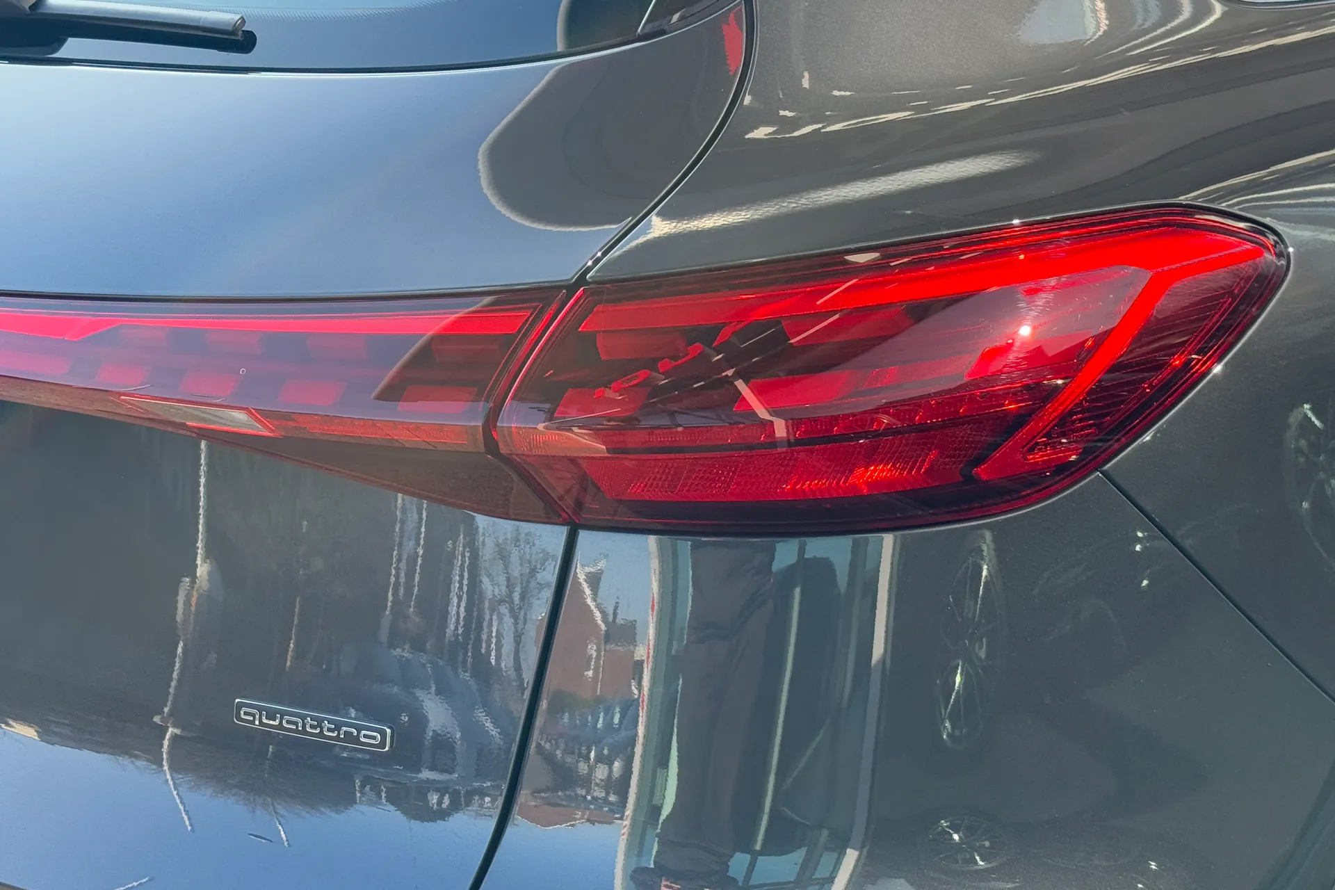 Audi Q5 thumbnail image number 35