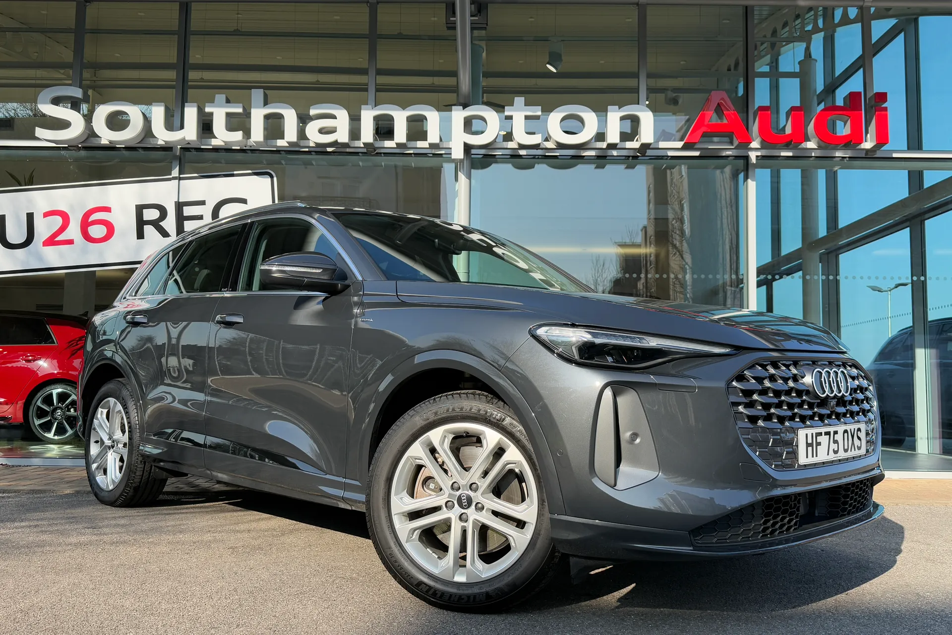 Audi Q5 focused image