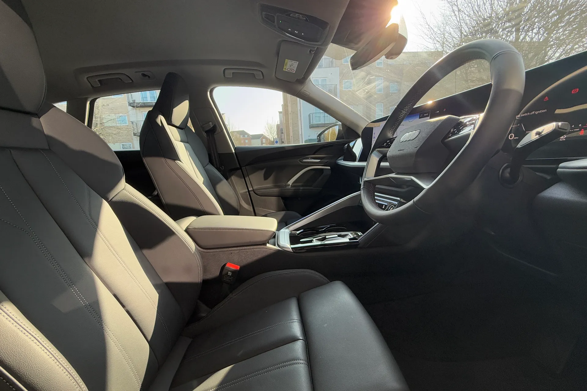 Audi Q5 thumbnail image number 10